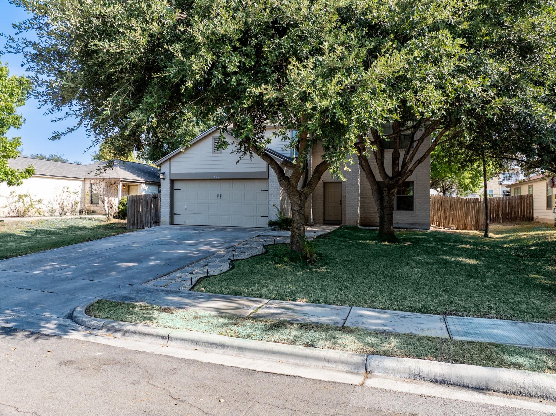 111 Teron Dr, San Marcos, TX 78666