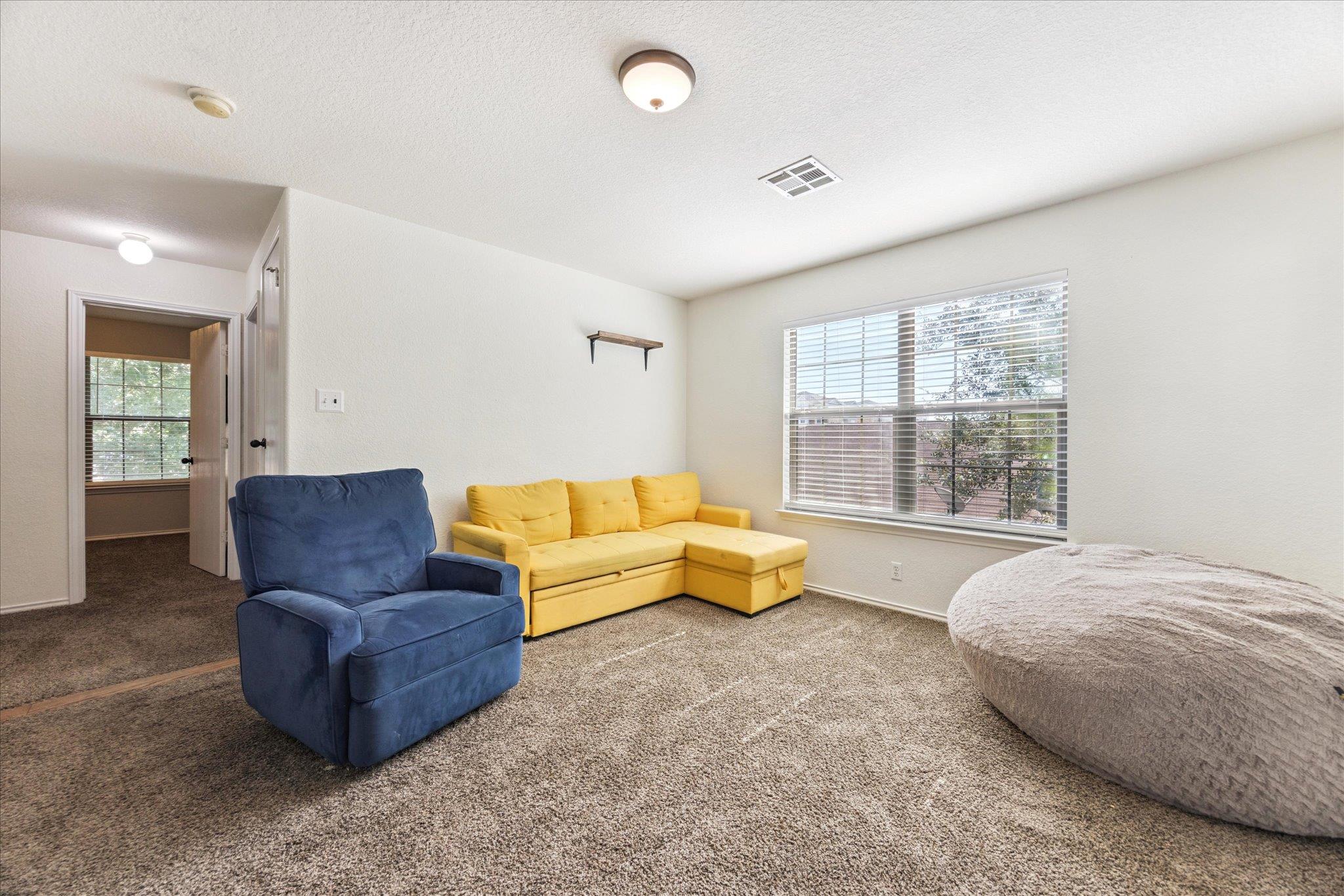 111 Teron Dr, San Marcos, TX 78666