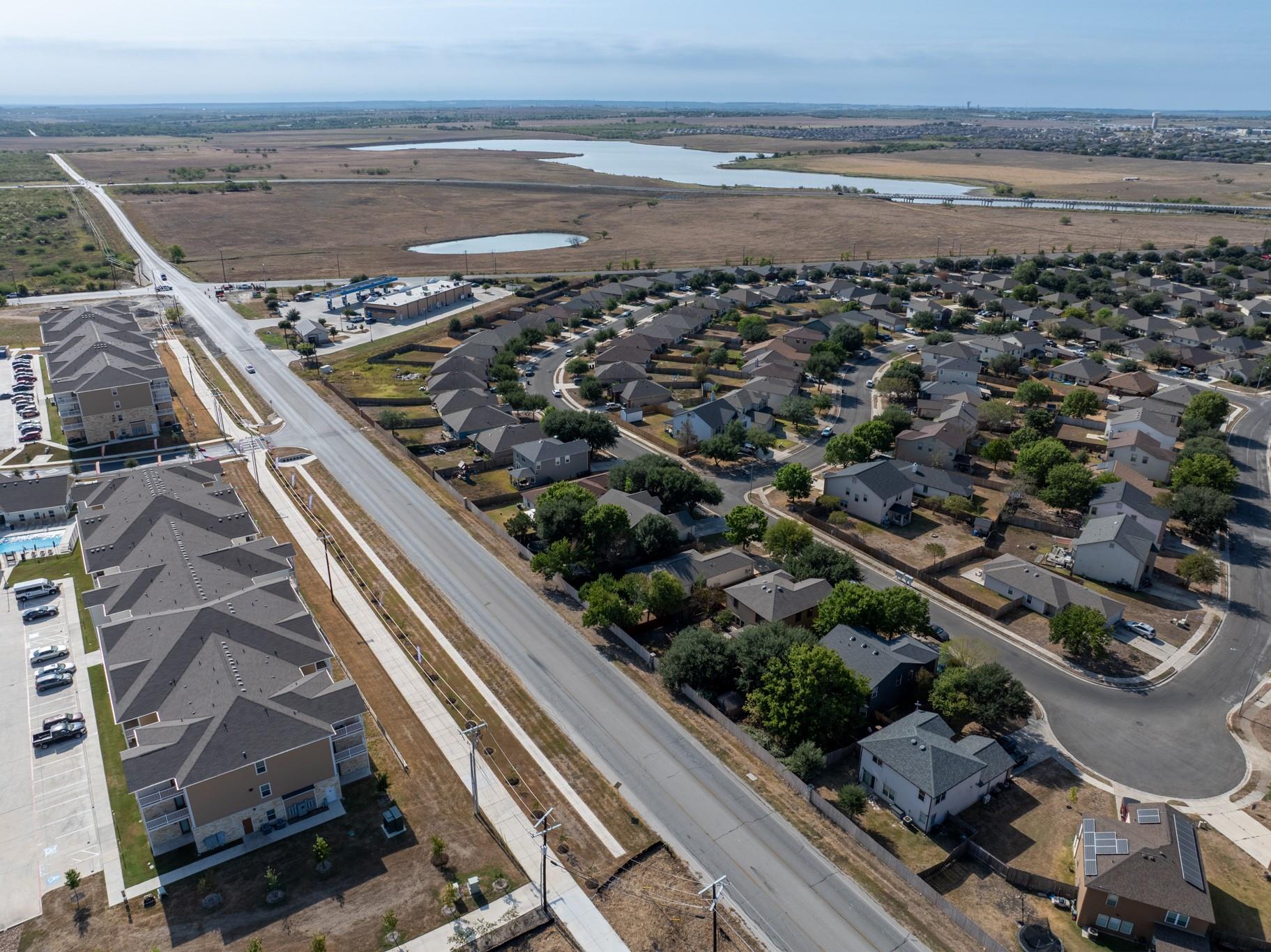 111 Teron Dr, San Marcos, TX 78666