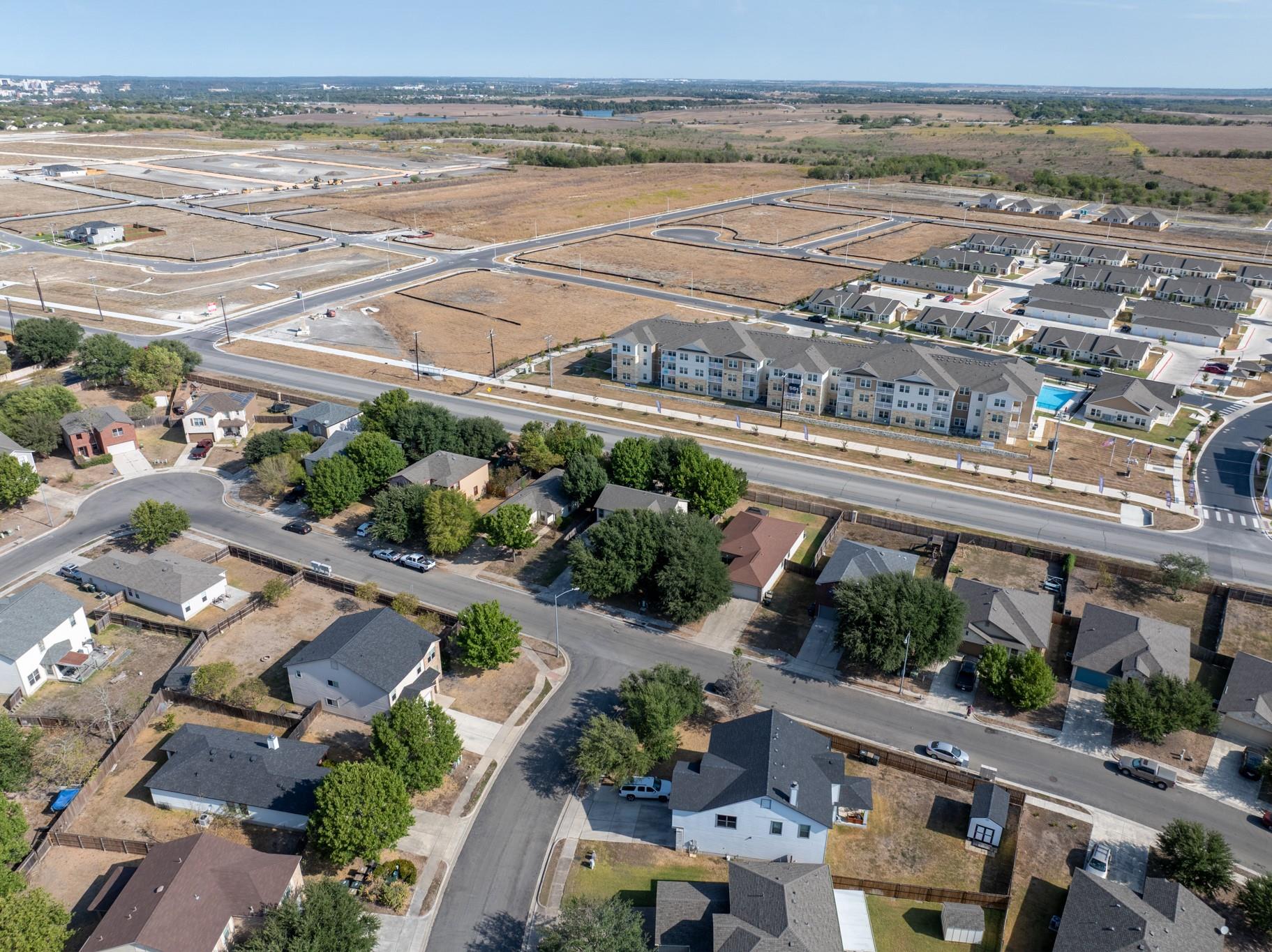 111 Teron Dr, San Marcos, TX 78666