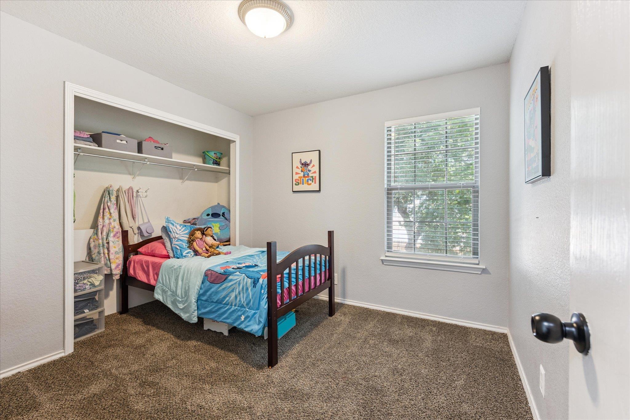 111 Teron Dr, San Marcos, TX 78666