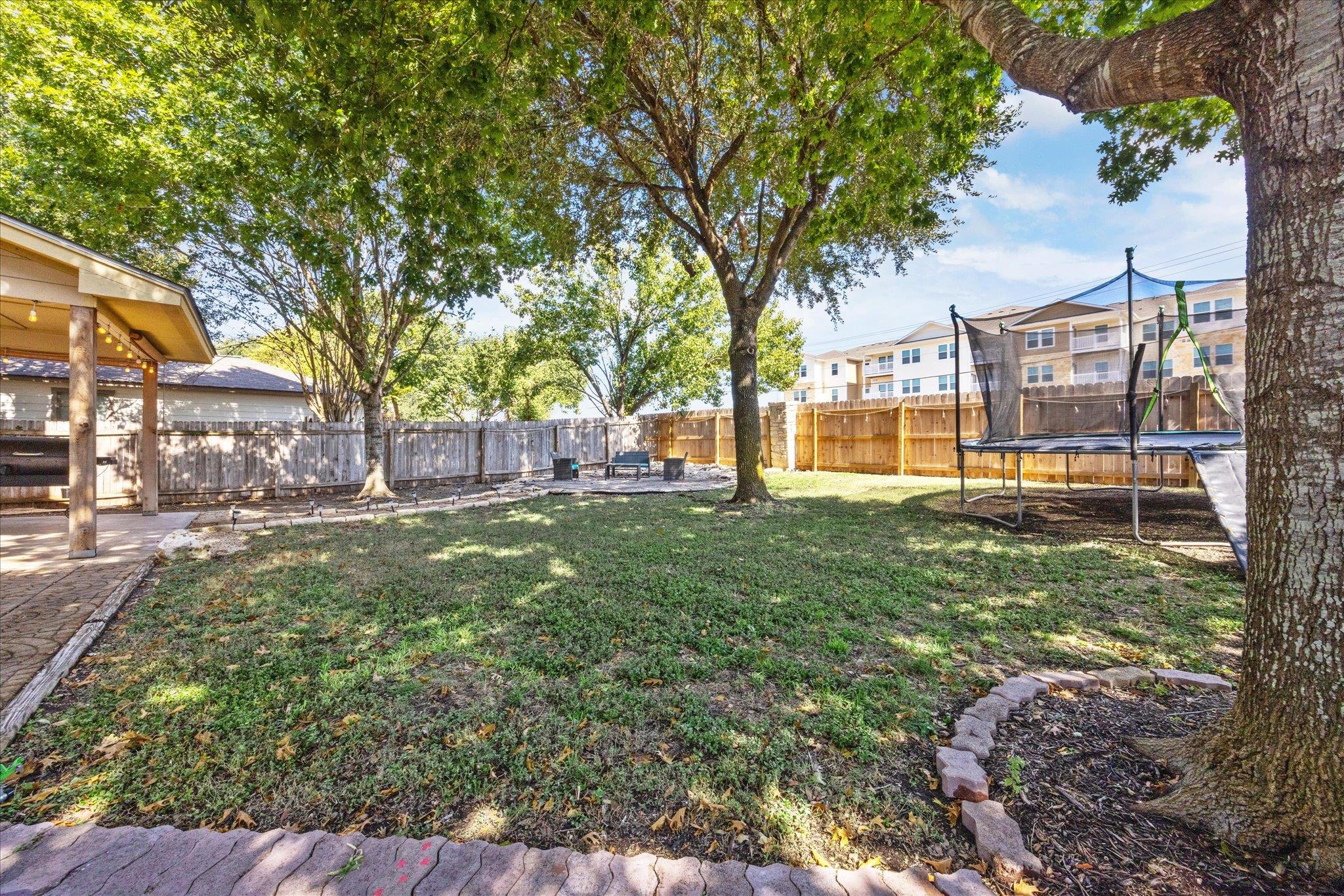 111 Teron Dr, San Marcos, TX 78666