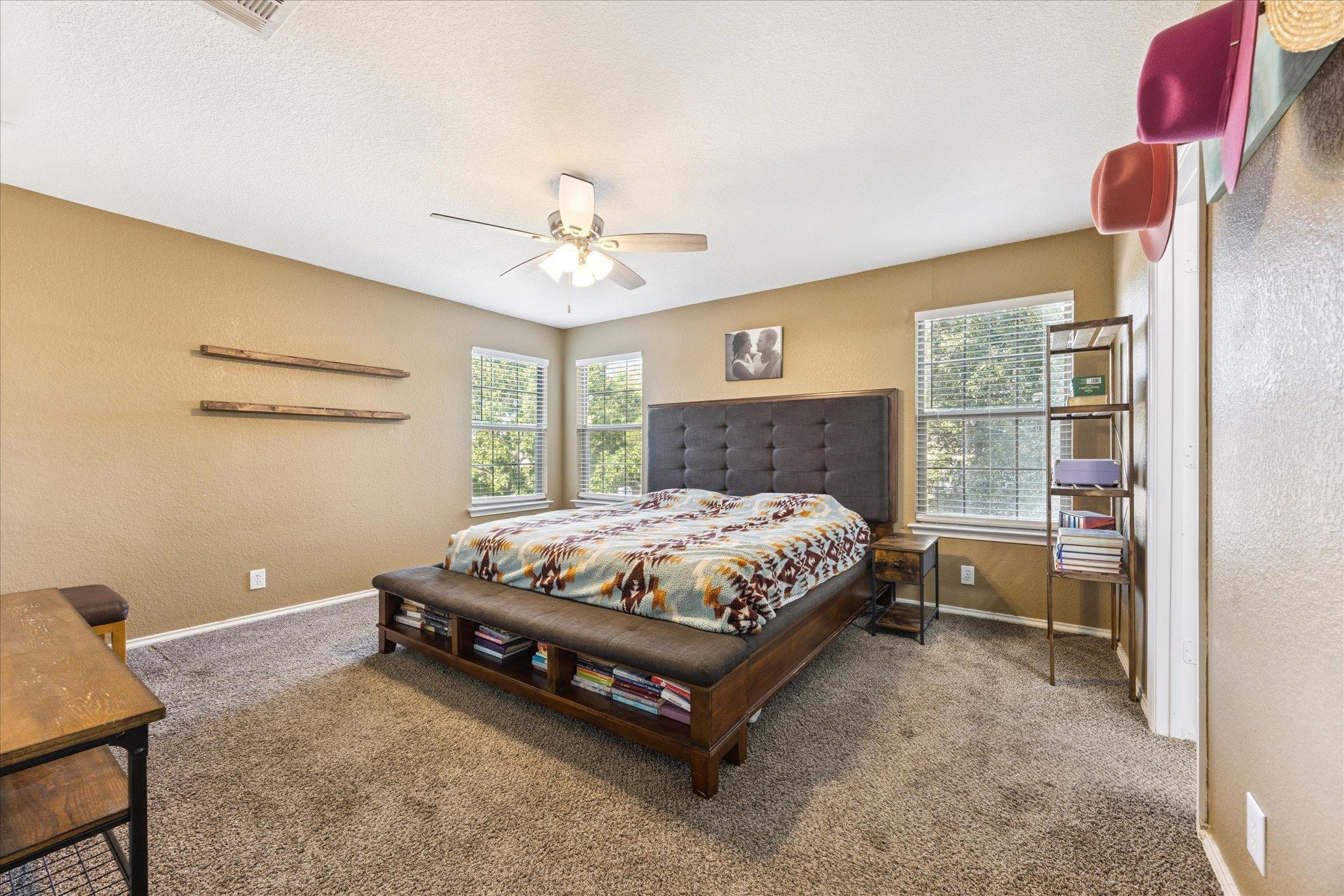 111 Teron Dr, San Marcos, TX 78666