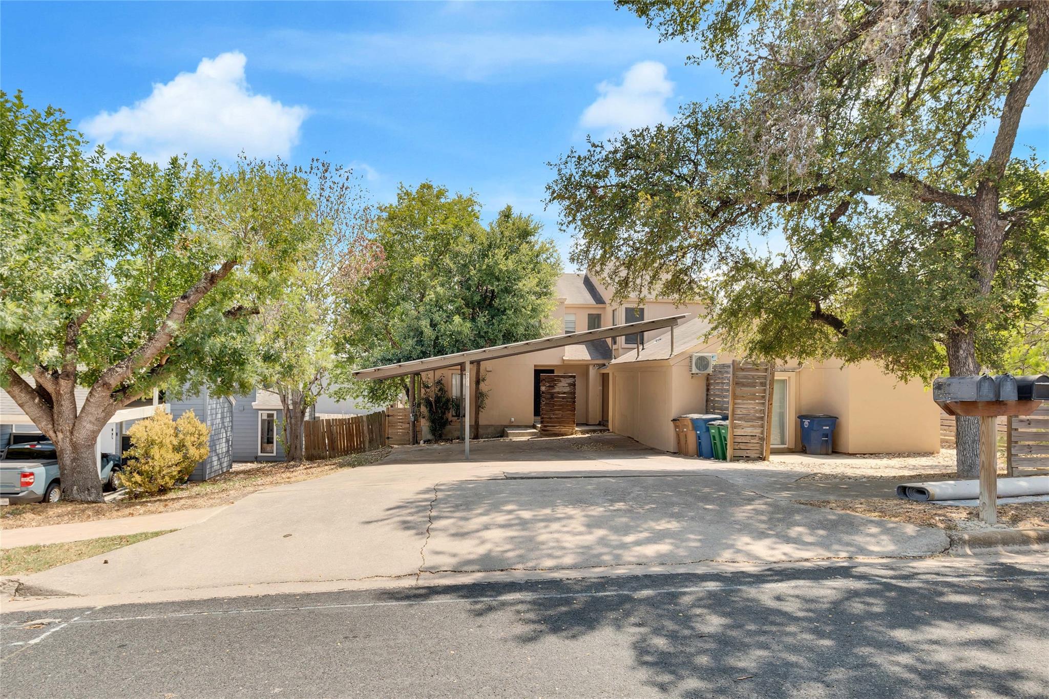 6711 Deatonhill Dr # A, Austin, TX 78745