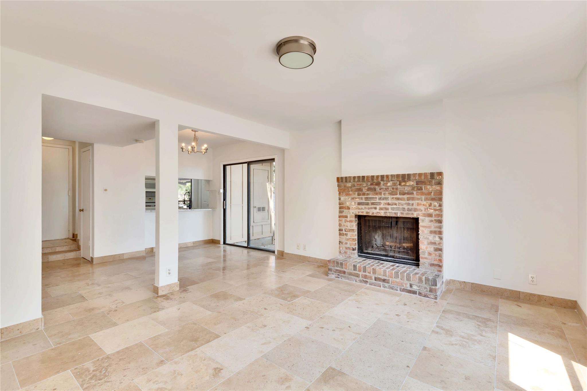 6711 Deatonhill Dr # A, Austin, TX 78745