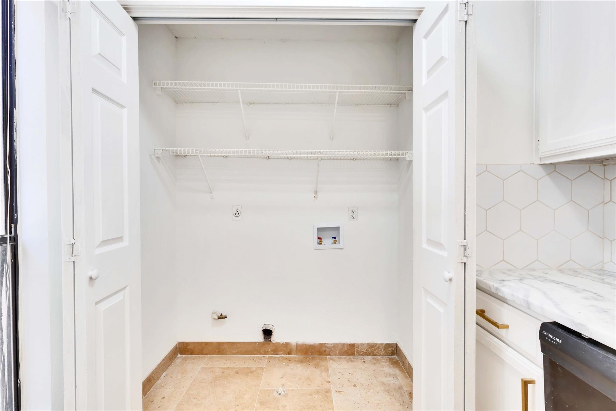 6711 Deatonhill Dr # A, Austin, TX 78745