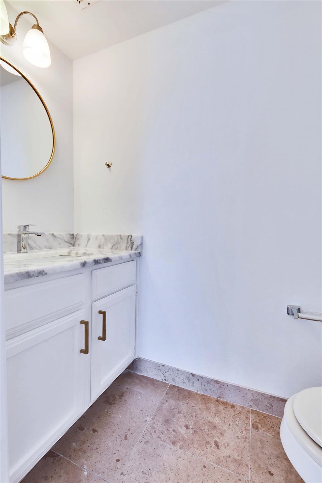 6711 Deatonhill Dr # A, Austin, TX 78745