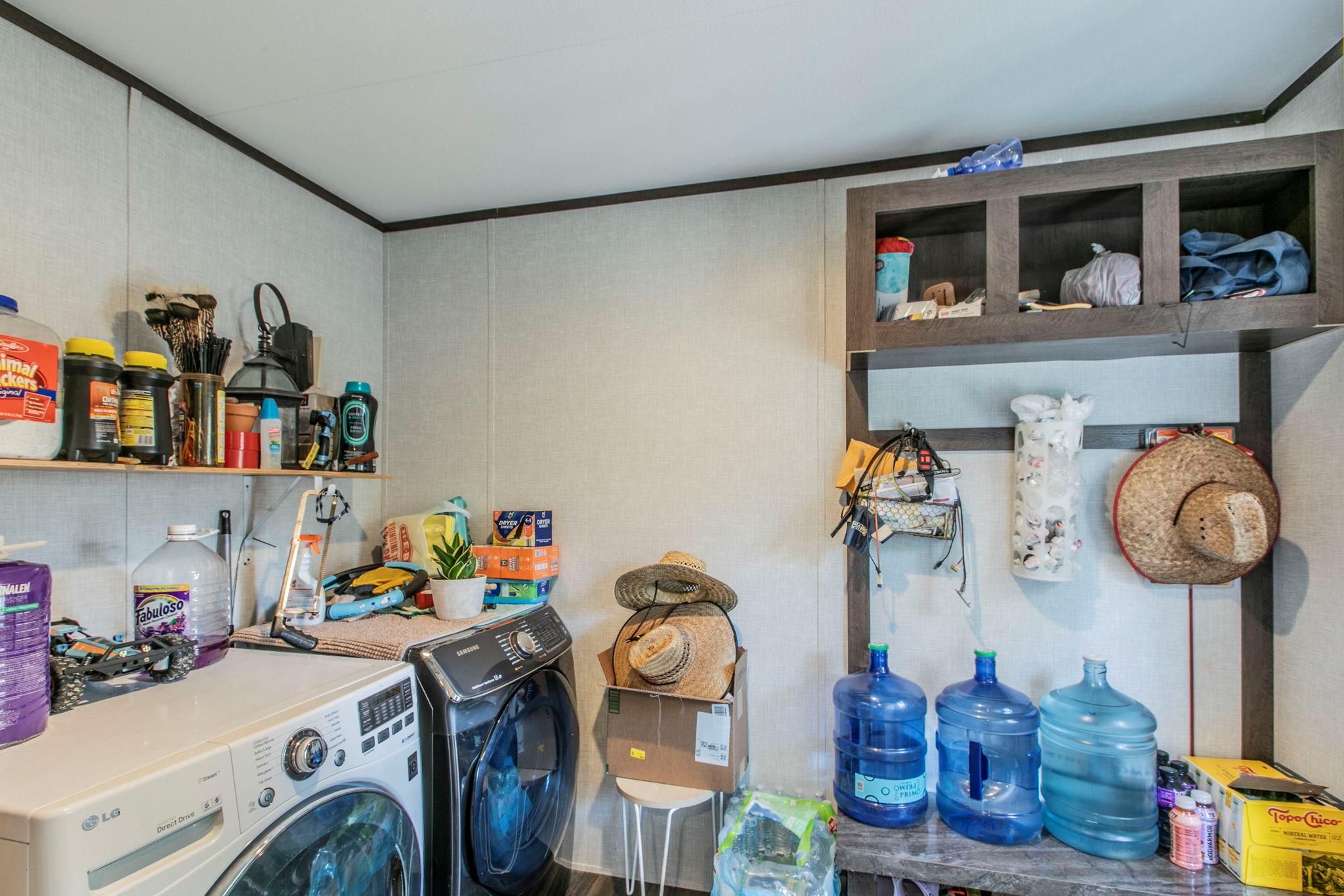 329 W Brook St, Bartlett, TX 76511