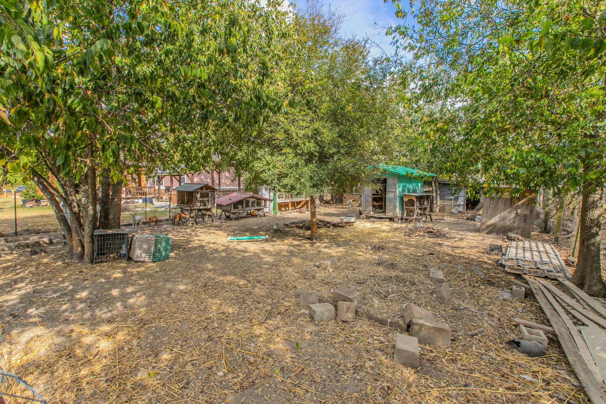 329 W Brook St, Bartlett, TX 76511