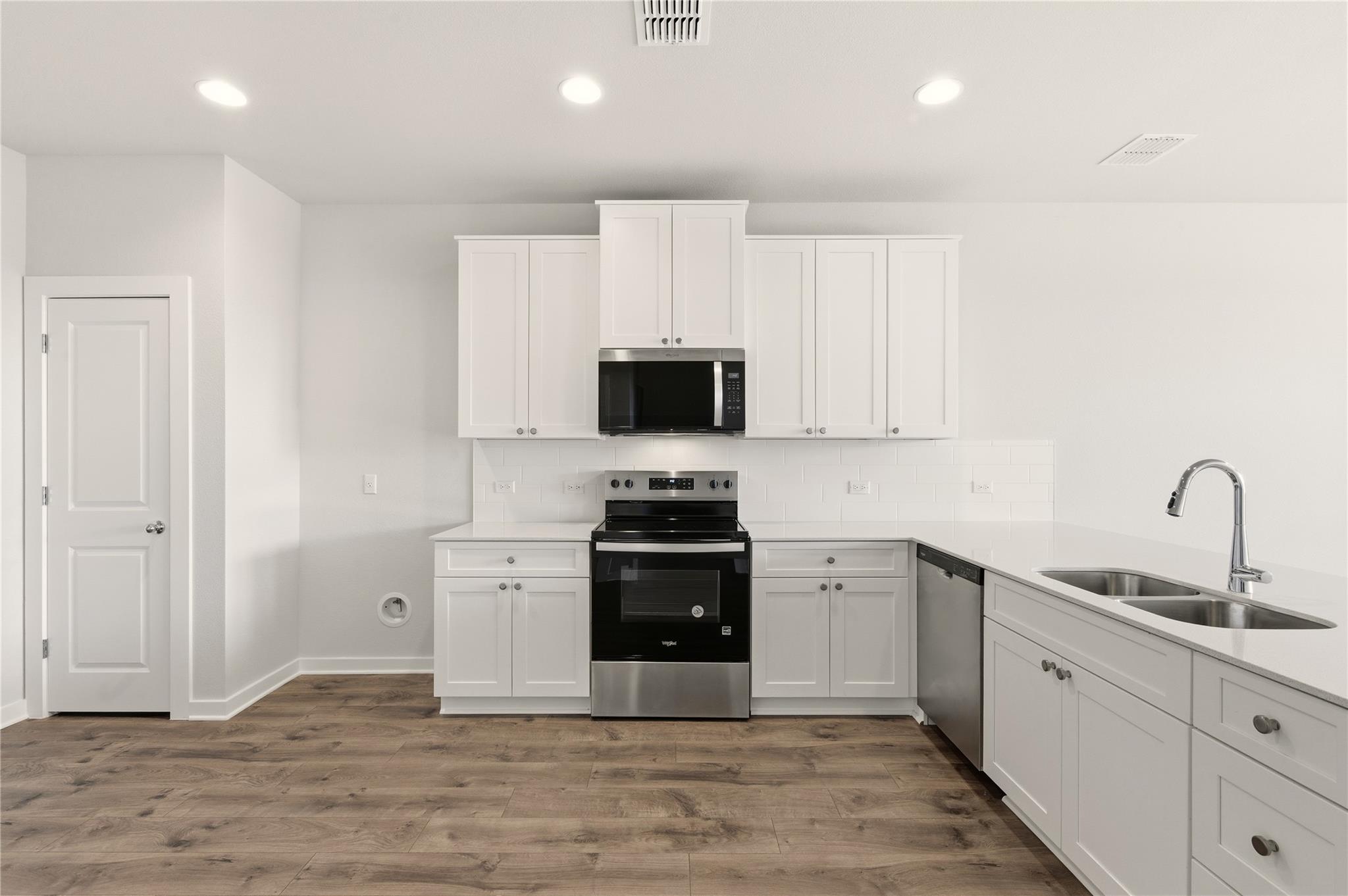 2303 Castillo Dr # 64, Round Rock, TX 78664