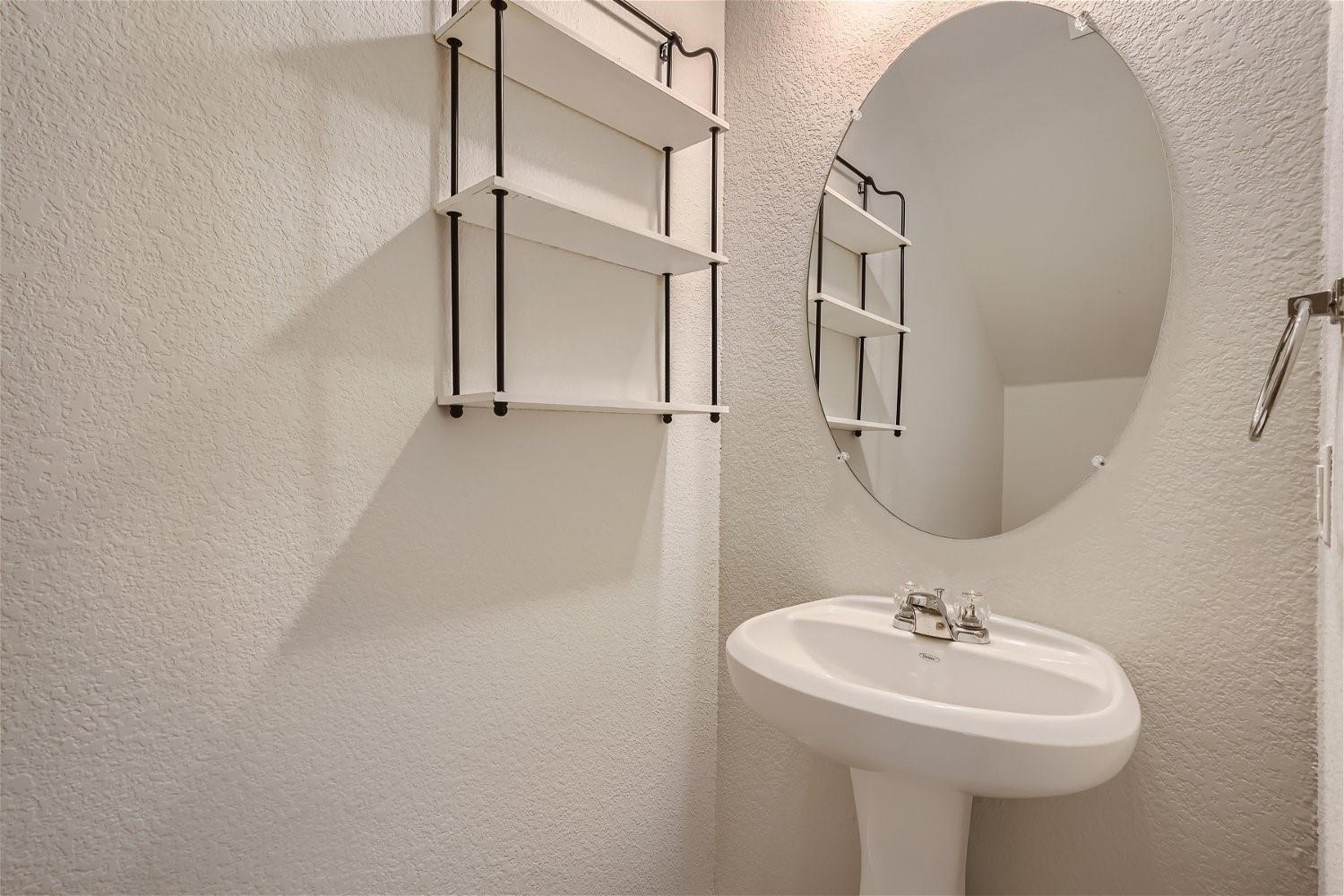 232 Brady Creek Way, Leander, TX 78641