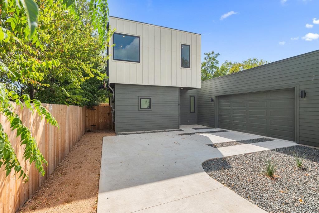 4407 Merle Dr # B, Austin, TX 78745