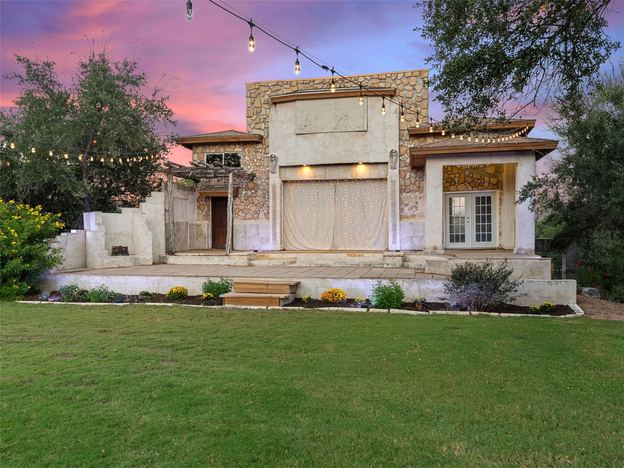 3500 R O Dr, Spicewood, TX 78669