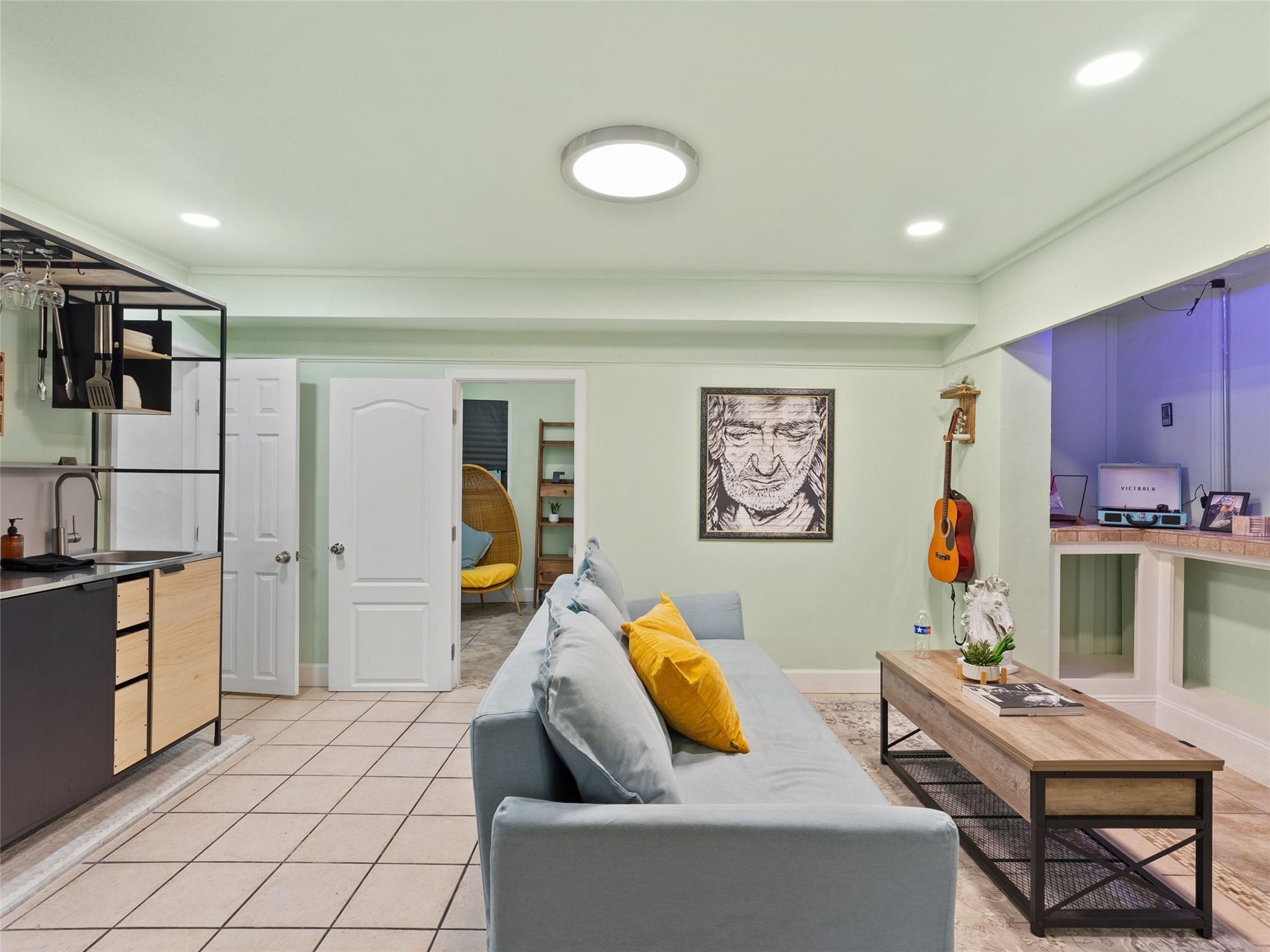 3500 R O Dr, Spicewood, TX 78669