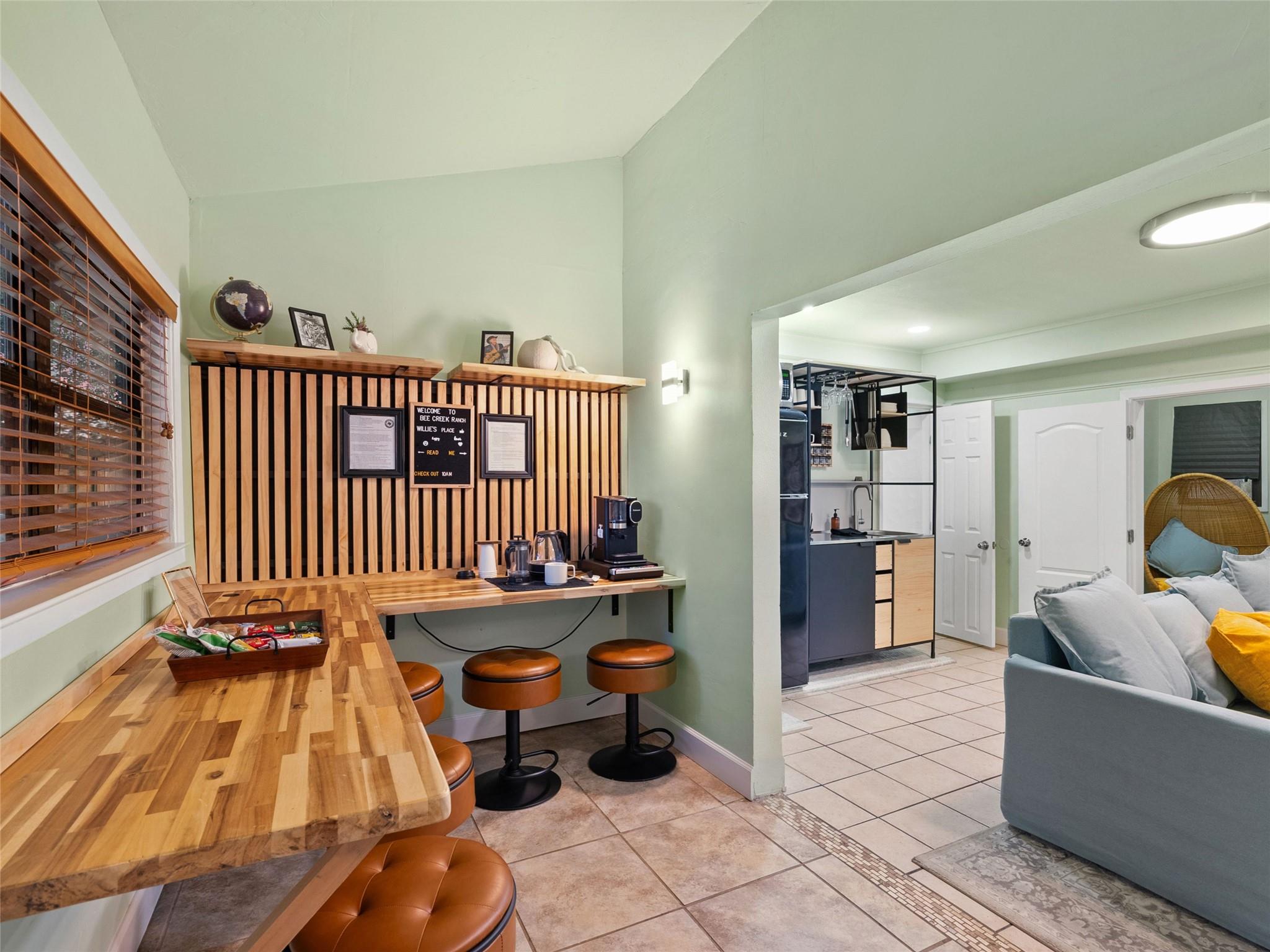 3500 R O Dr, Spicewood, TX 78669