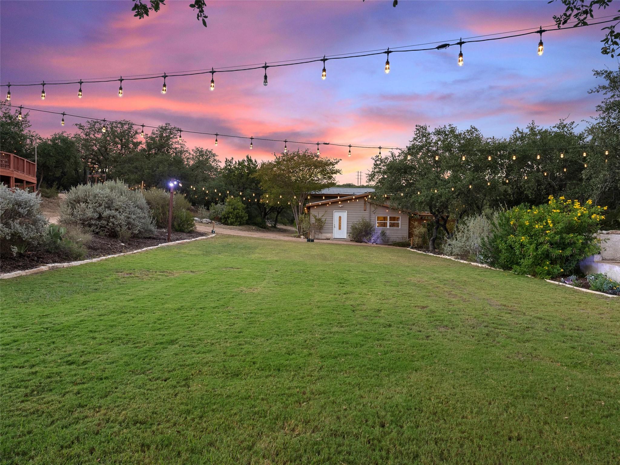 3500 R O Dr, Spicewood, TX 78669