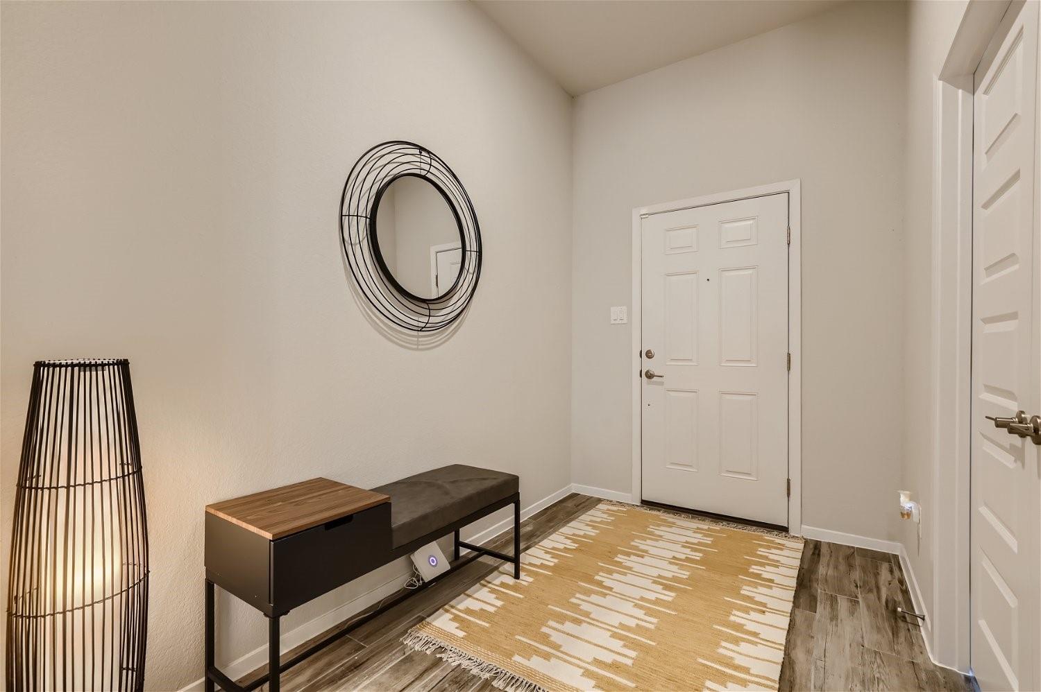 21501 Stampede Trl, Lago Vista, TX 78645