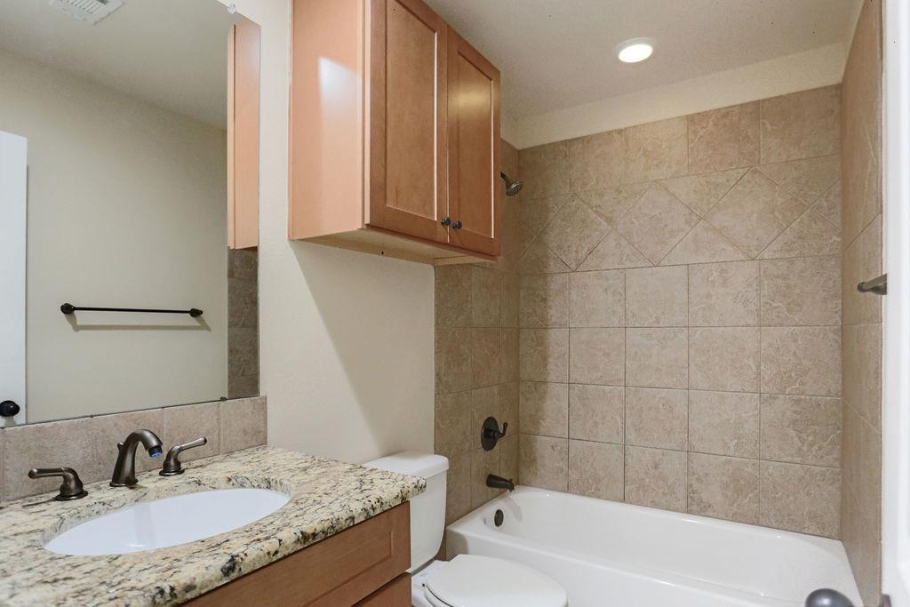 1202 Morrow St # B, Austin, TX 78757