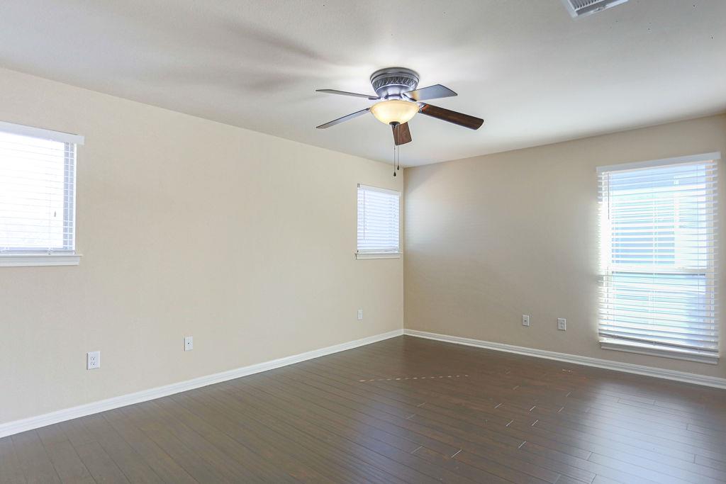 1202 Morrow St # B, Austin, TX 78757