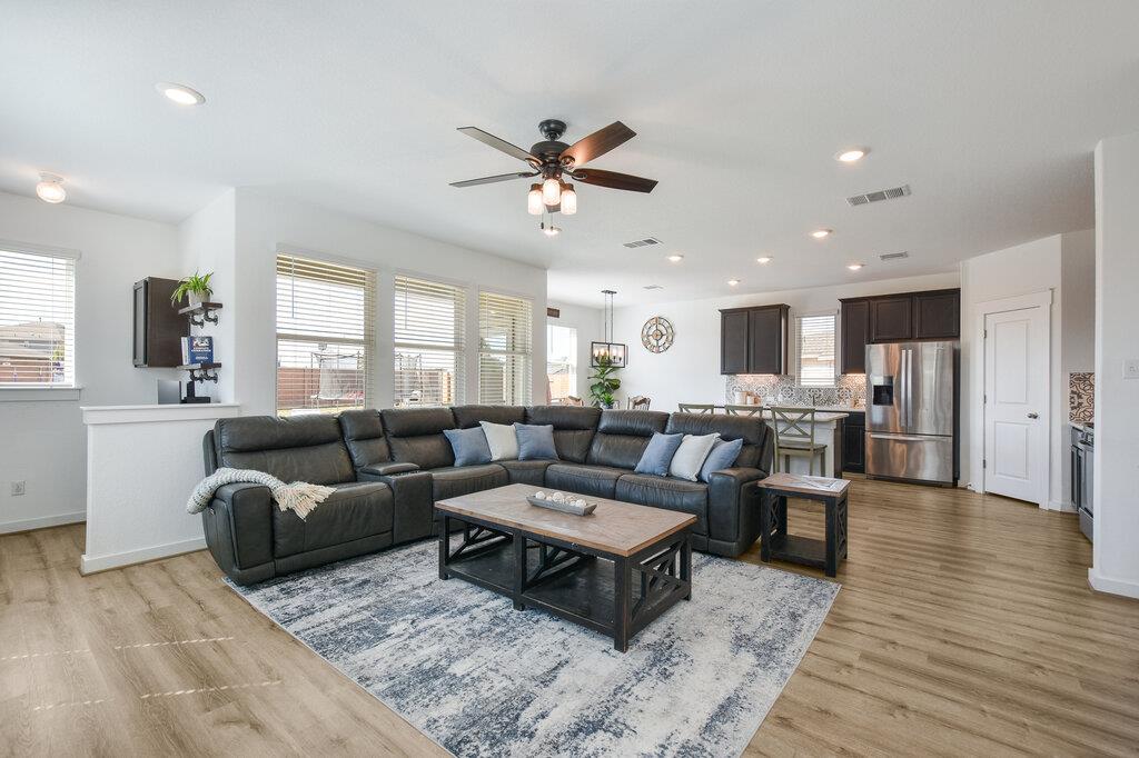 200 Gidran Trl, Georgetown, TX 78626