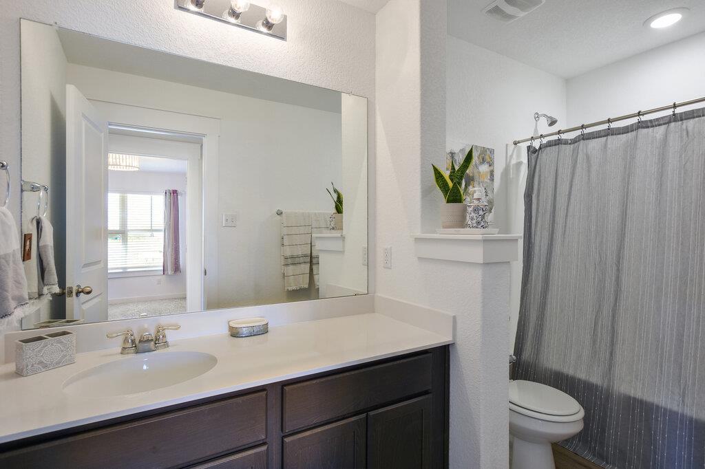 200 Gidran Trl, Georgetown, TX 78626