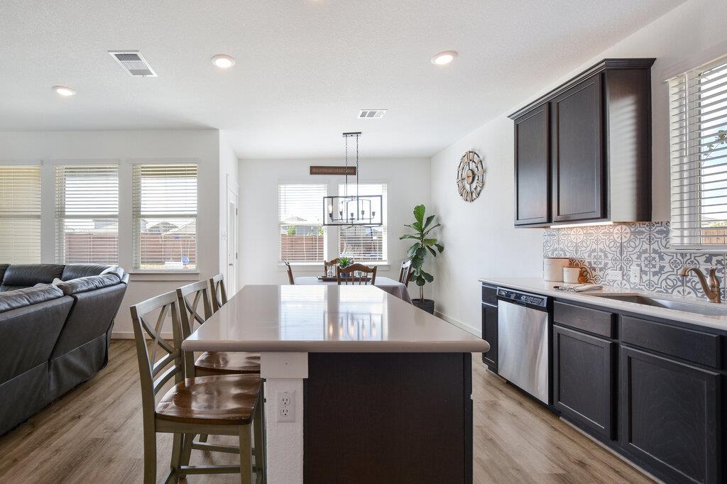 200 Gidran Trl, Georgetown, TX 78626