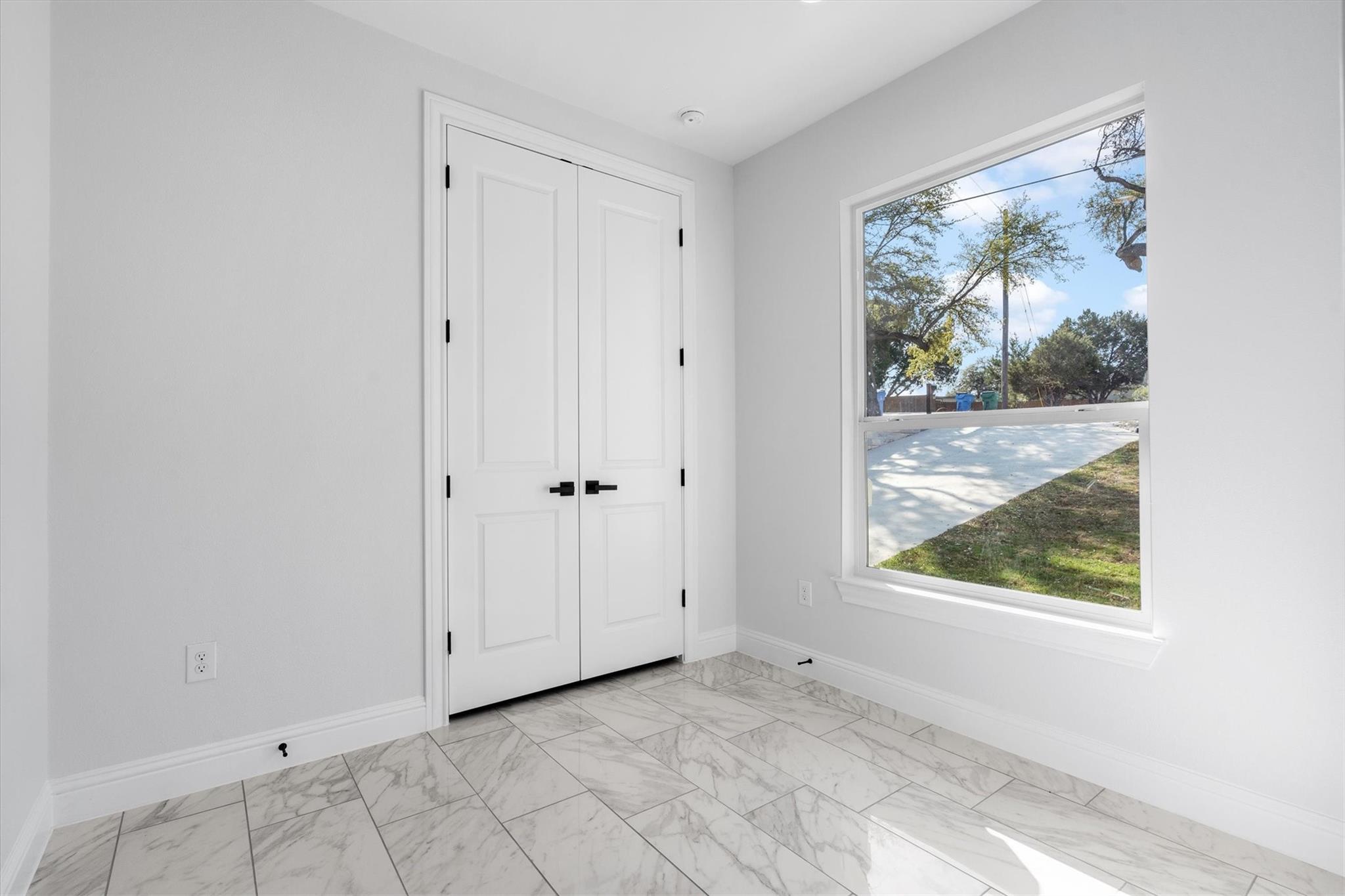 20302 Boggy Ford Rd, Lago Vista, TX 78645