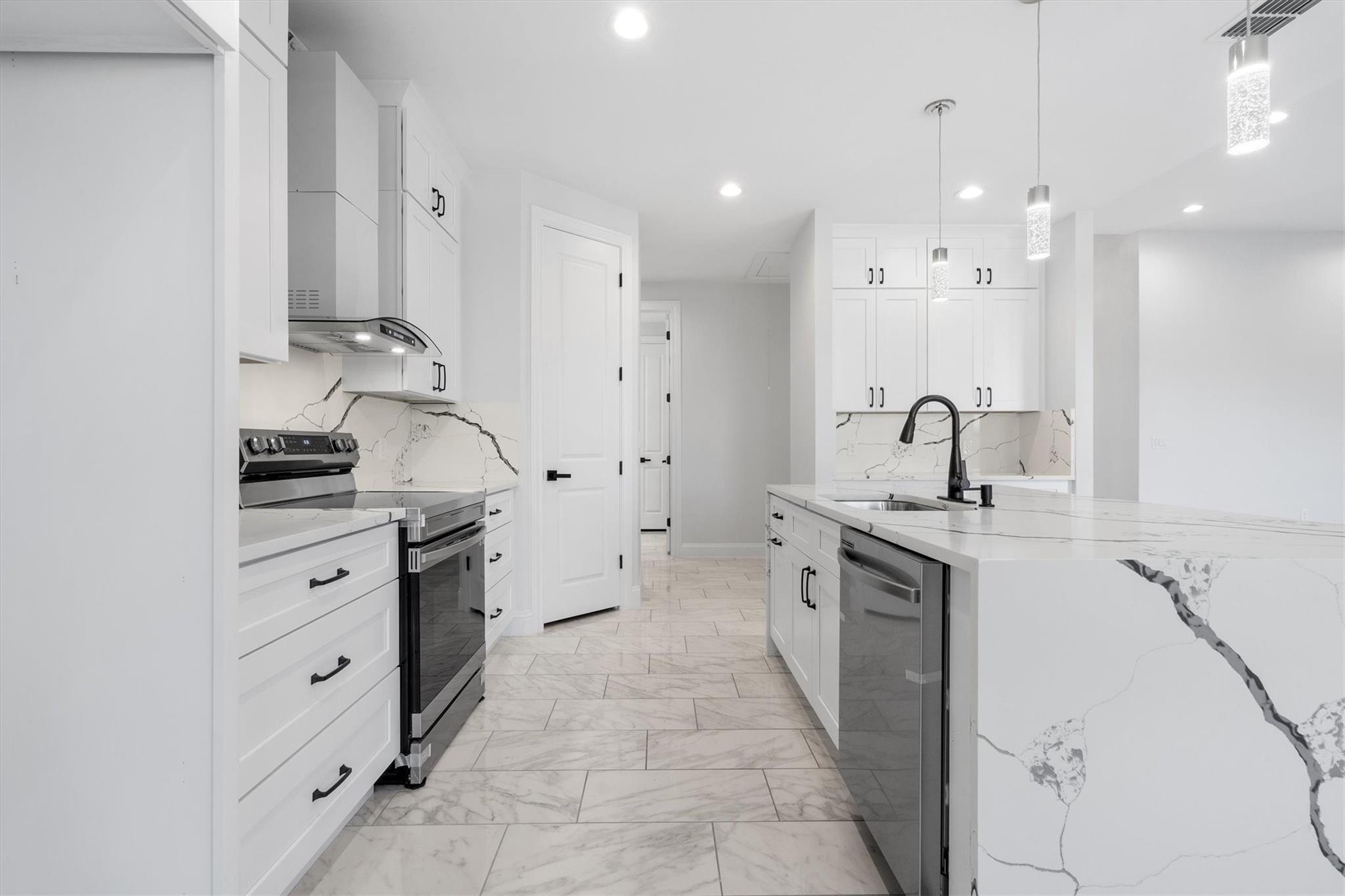 20302 Boggy Ford Rd, Lago Vista, TX 78645