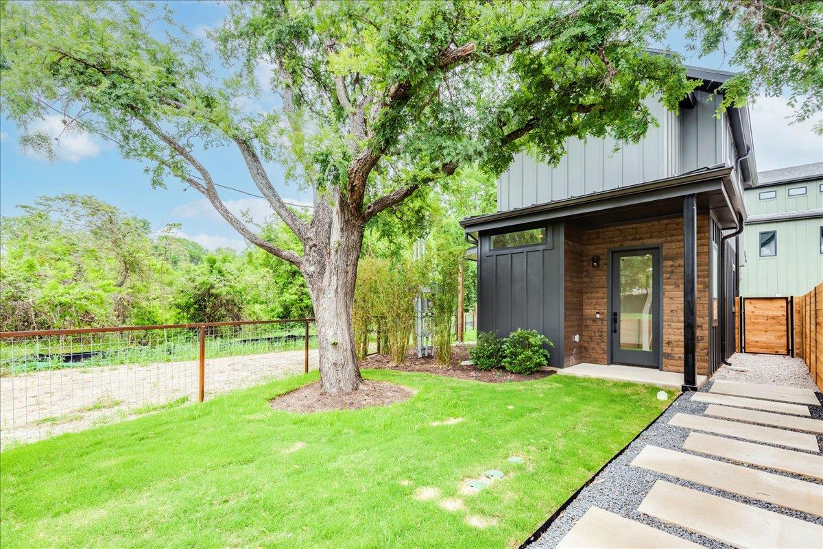 1713 E M Franklin Ave # 2, Austin, TX 78721