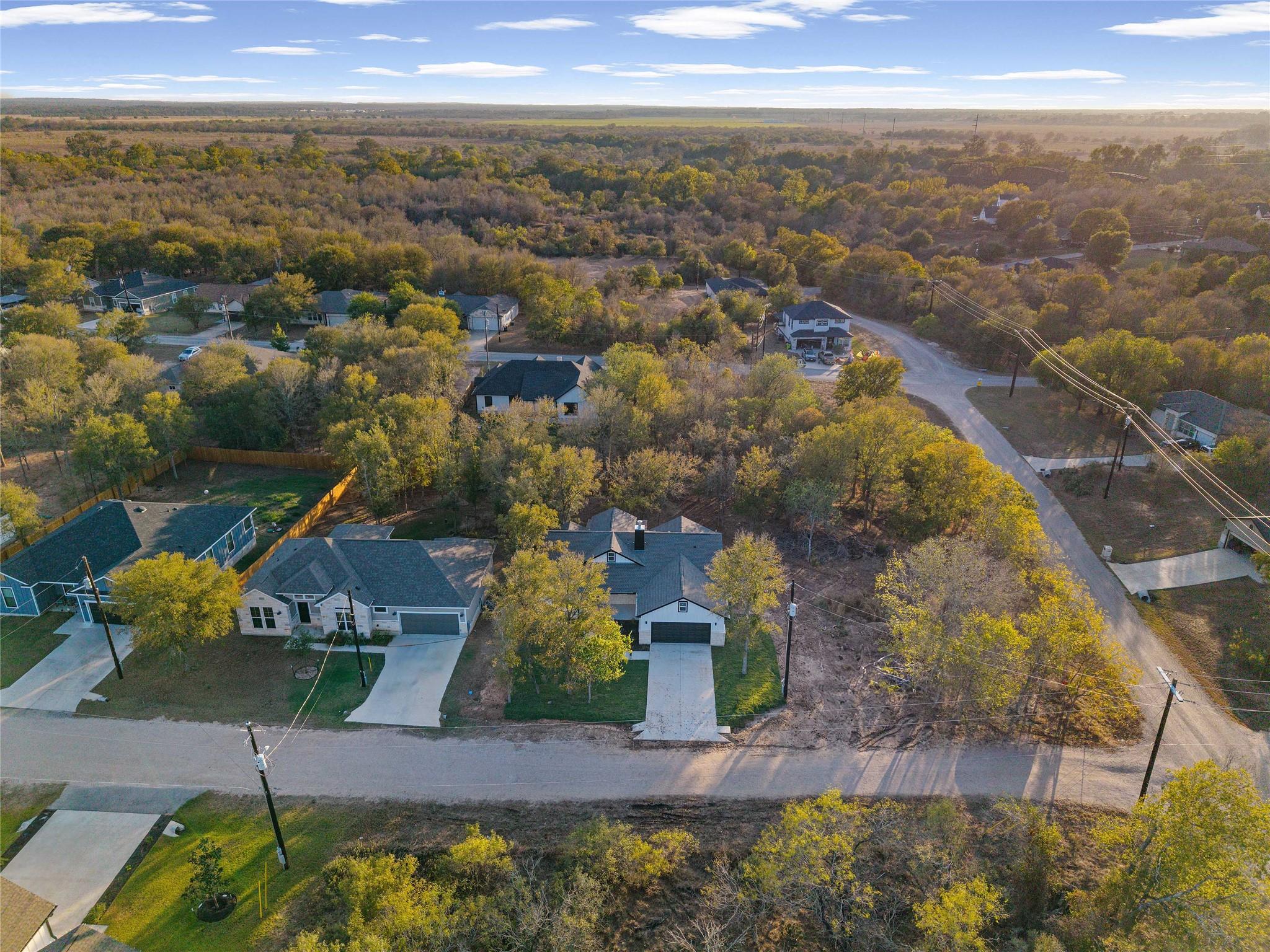 105 E Keomuku Ln, Bastrop, TX 78602