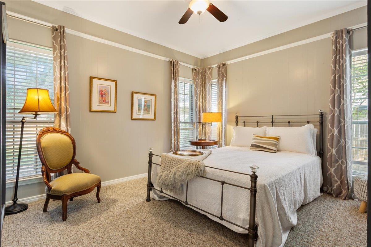 1306 Ash St, Georgetown, TX 78626