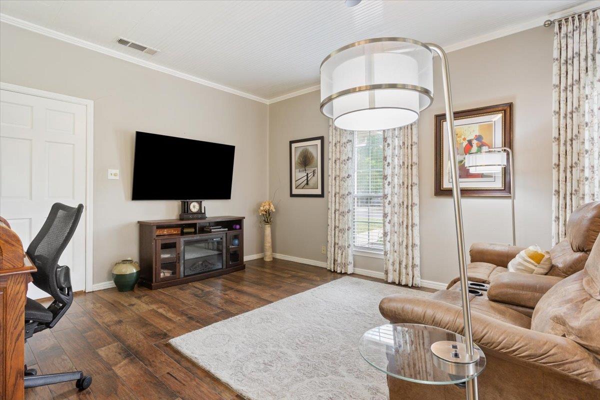 1306 Ash St, Georgetown, TX 78626