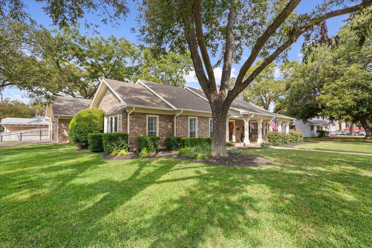 1306 Ash St, Georgetown, TX 78626