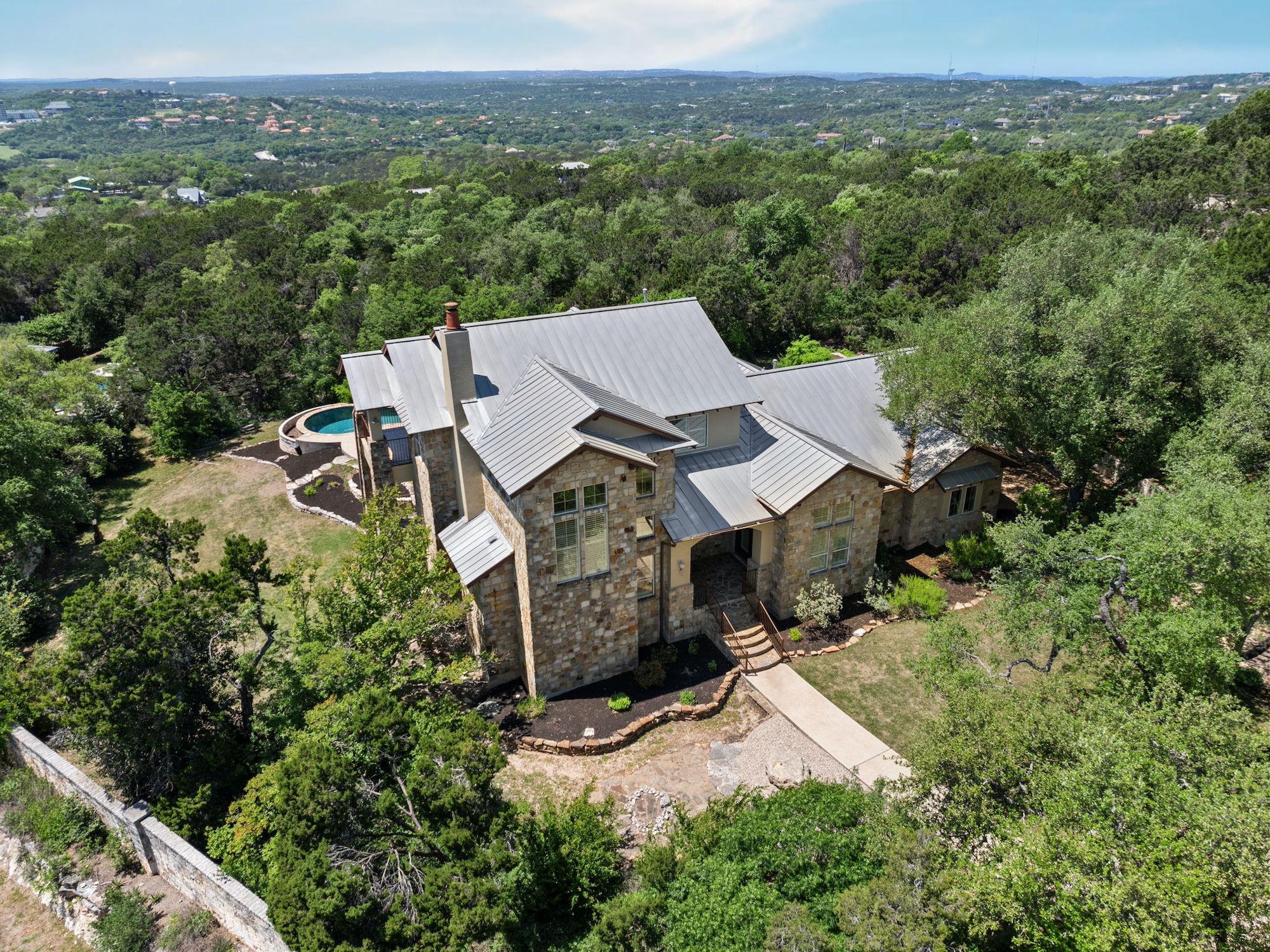 724 Stonewall Ridge Ln, Austin, TX 78746