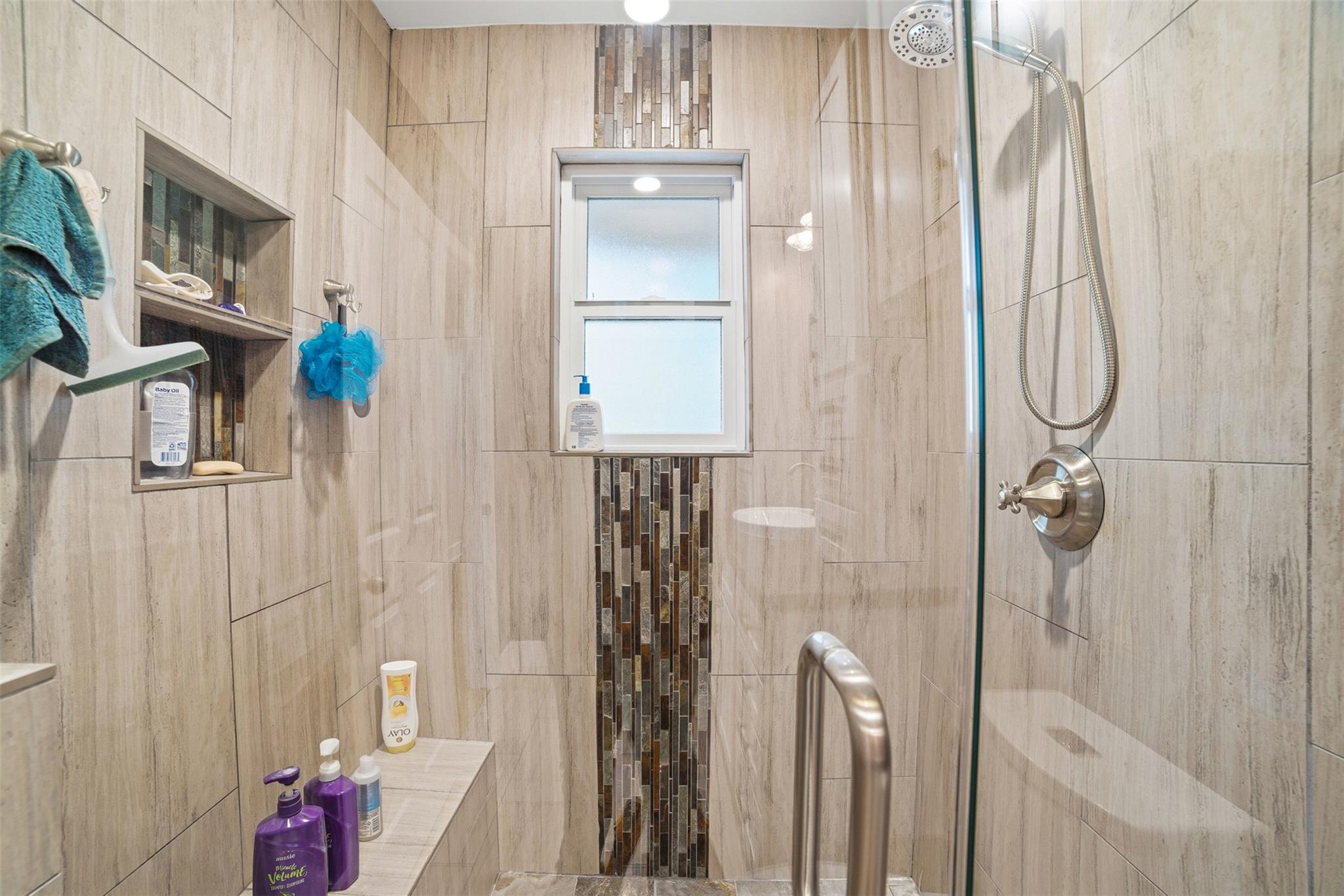 6903 Treaty Oak Cir, Austin, TX 78749