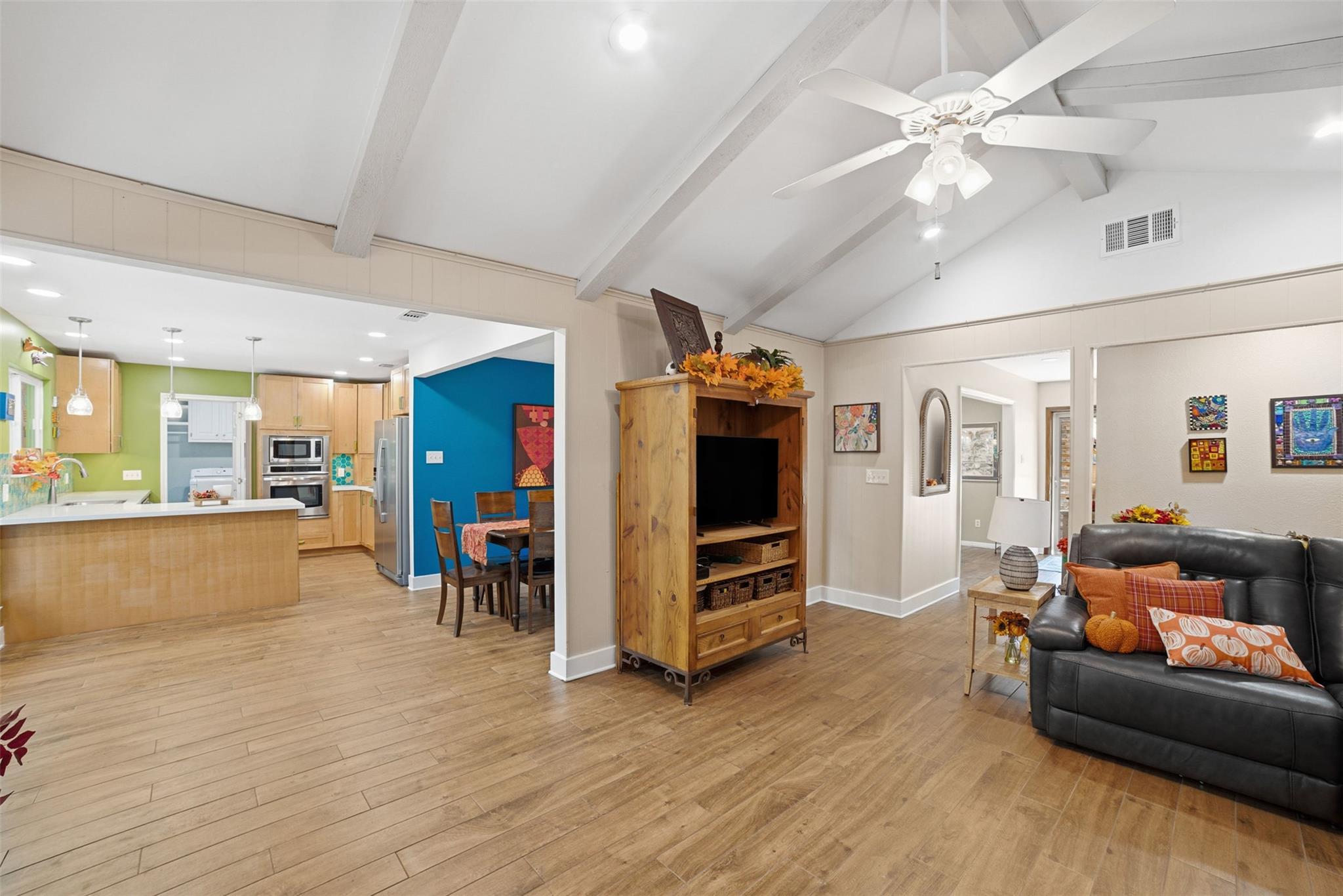 6903 Treaty Oak Cir, Austin, TX 78749