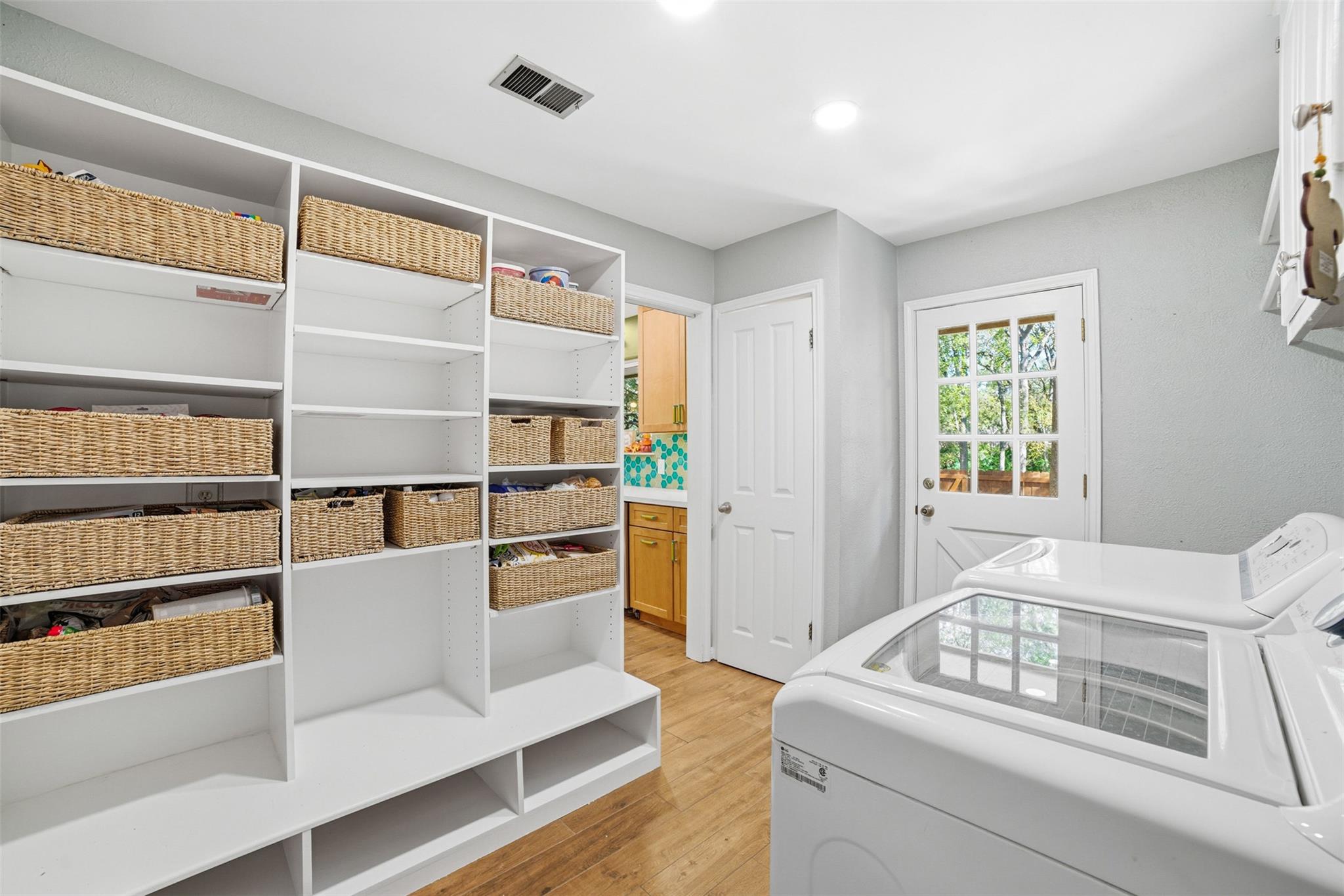 6903 Treaty Oak Cir, Austin, TX 78749