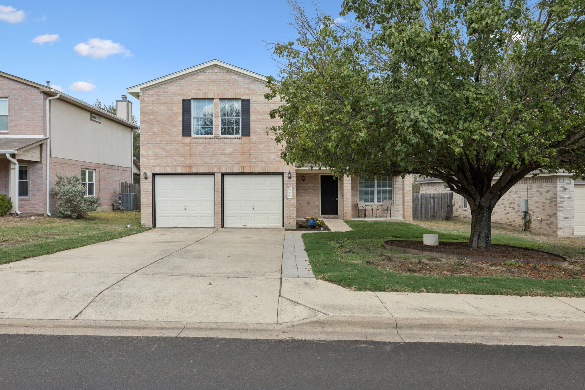 223 San Felipe Dr, Kyle, TX 78640