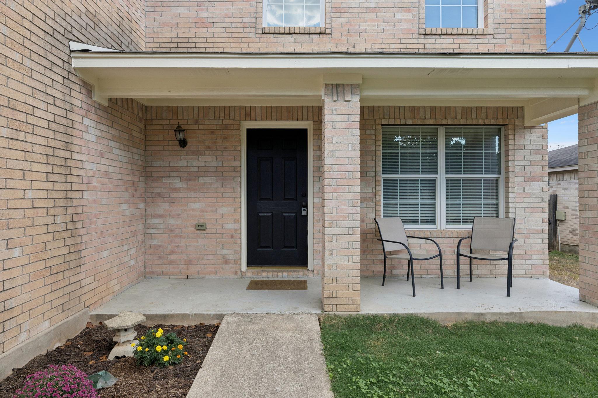 223 San Felipe Dr, Kyle, TX 78640