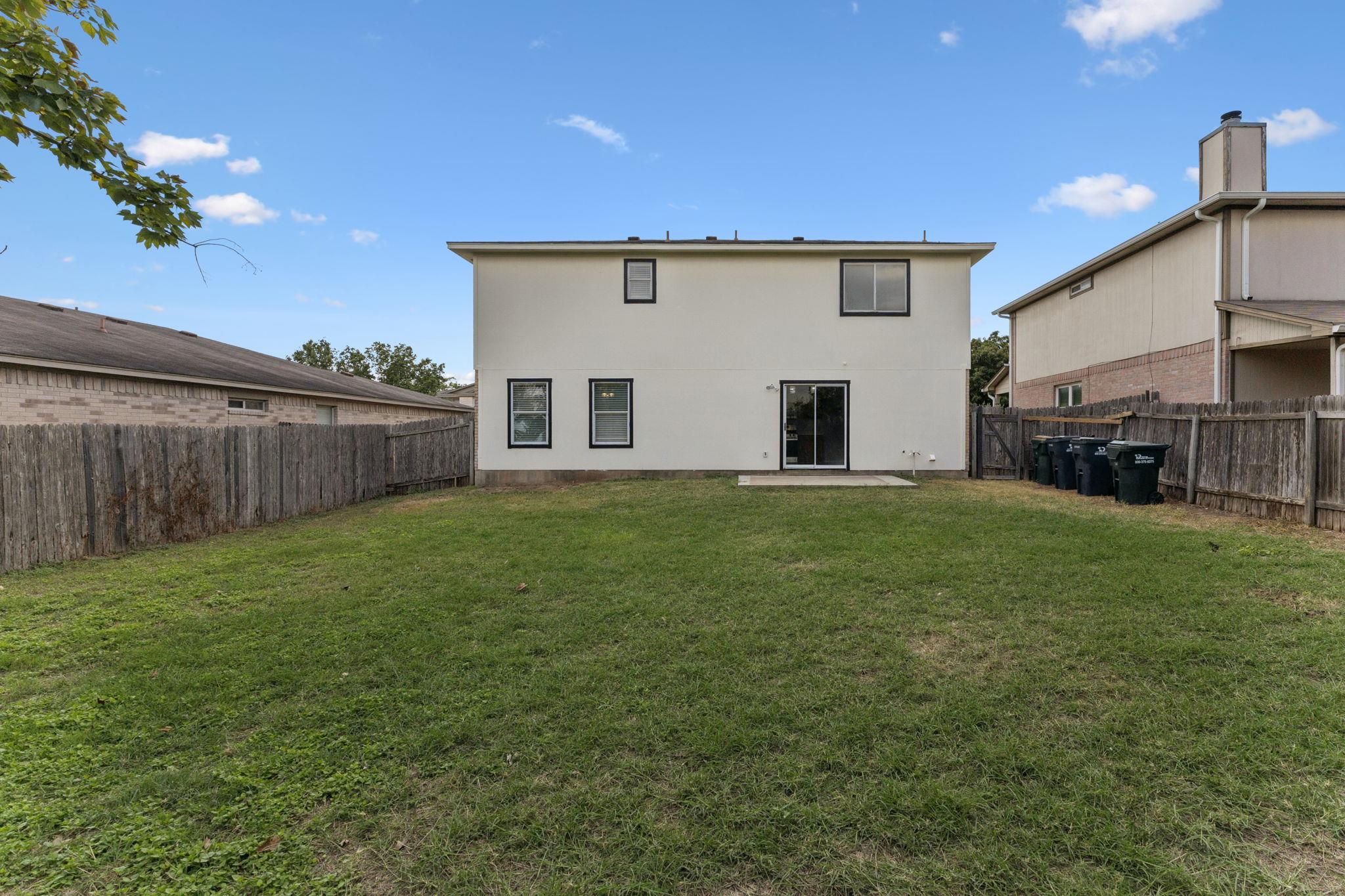 223 San Felipe Dr, Kyle, TX 78640