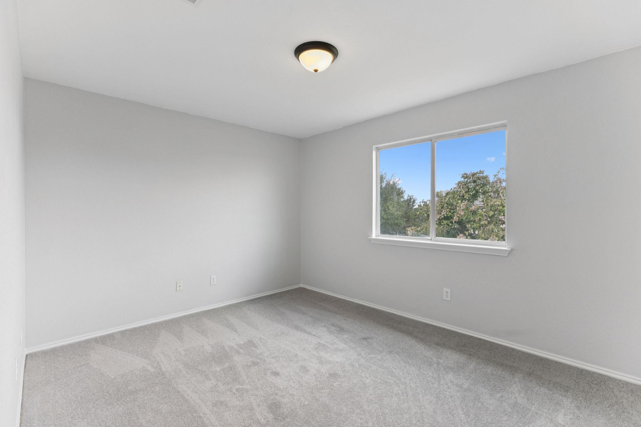 223 San Felipe Dr, Kyle, TX 78640