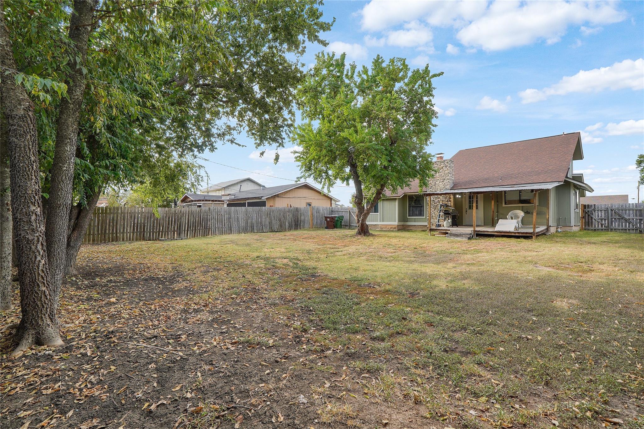 505 E Logan St, Round Rock, TX 78664