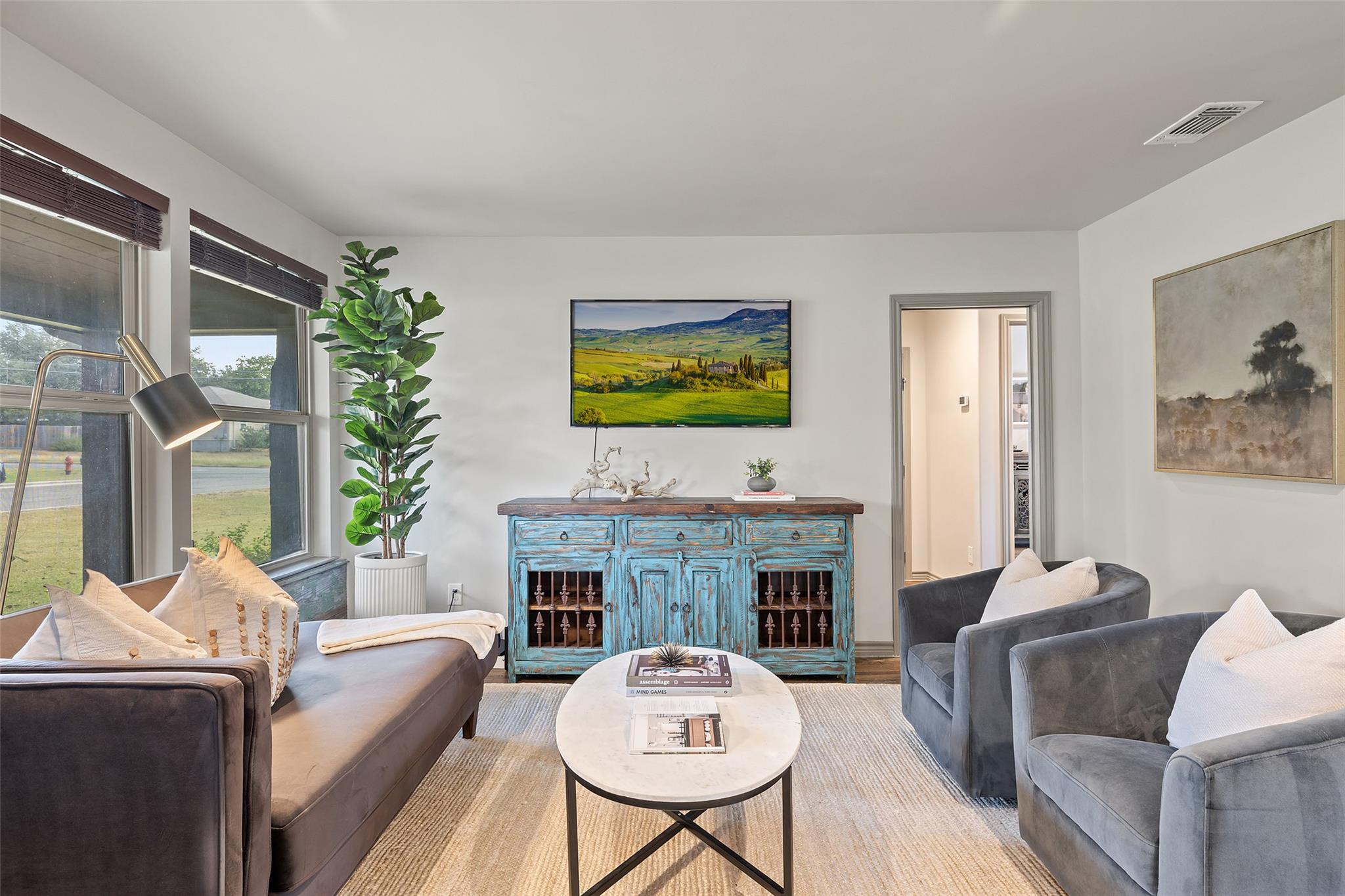 700 5th St, Marble Falls, TX 78654