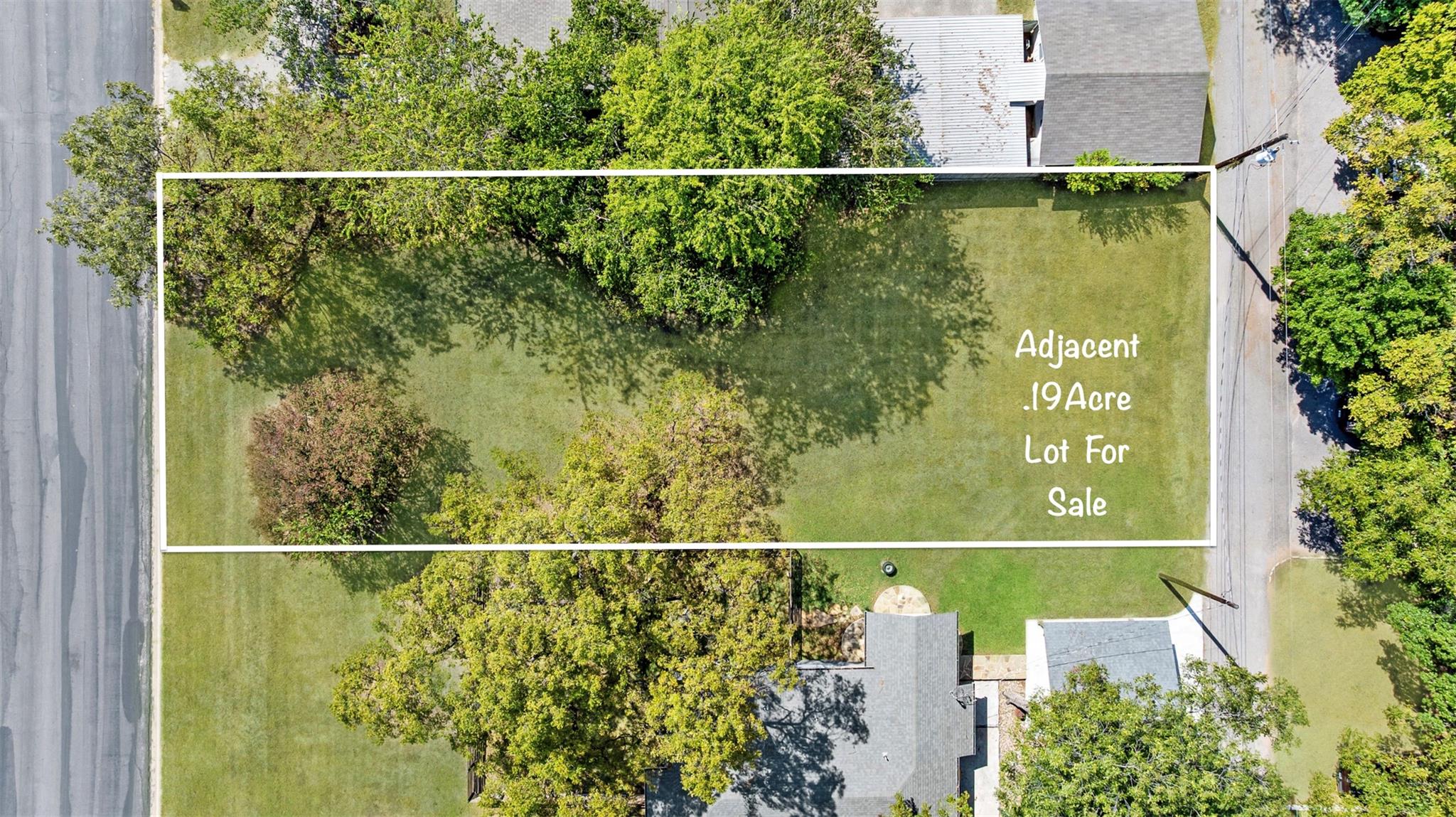 700 5th St, Marble Falls, TX 78654