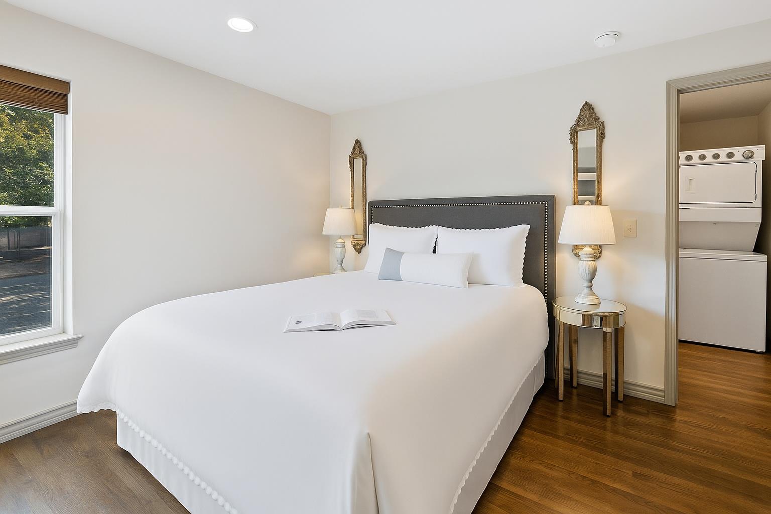 700 5th St, Marble Falls, TX 78654