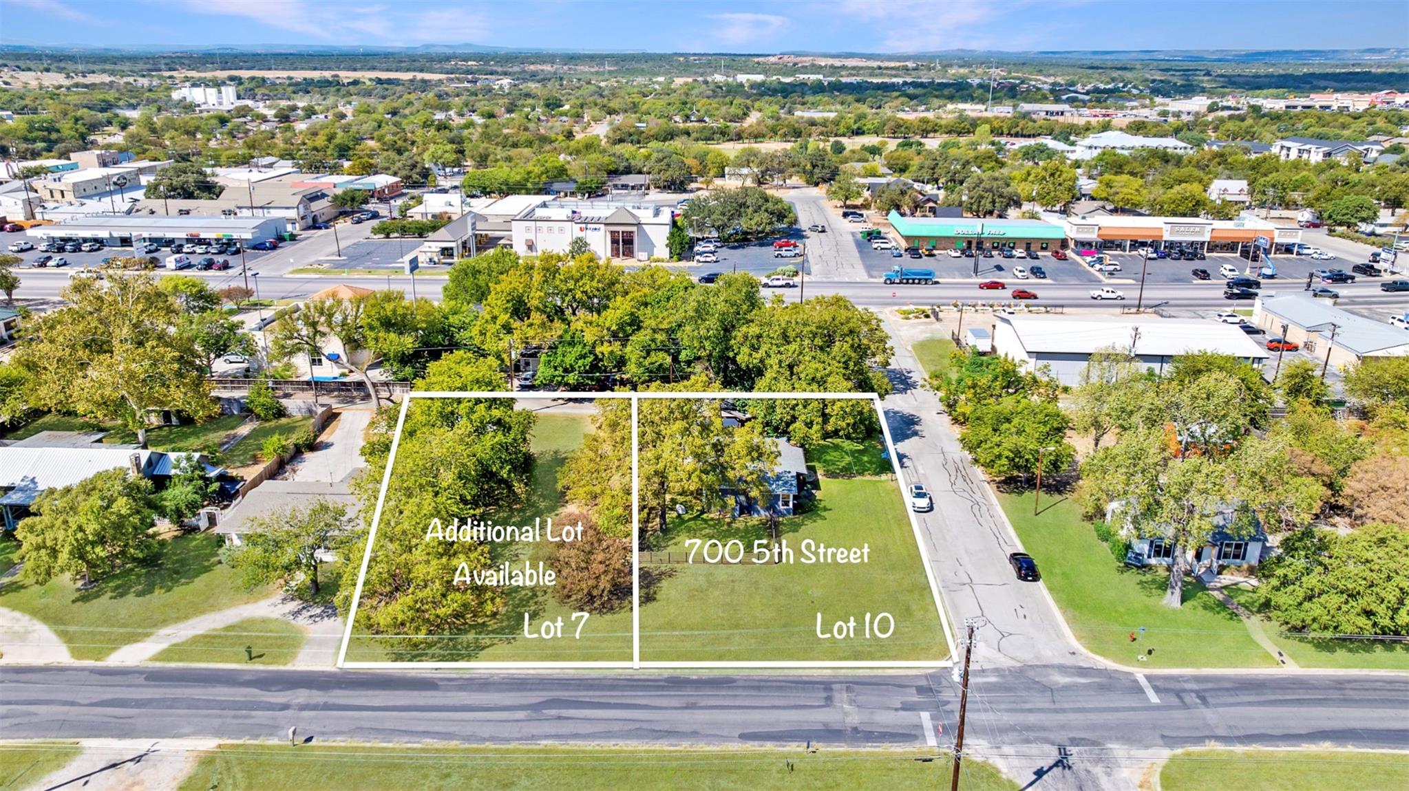 700 5th St, Marble Falls, TX 78654