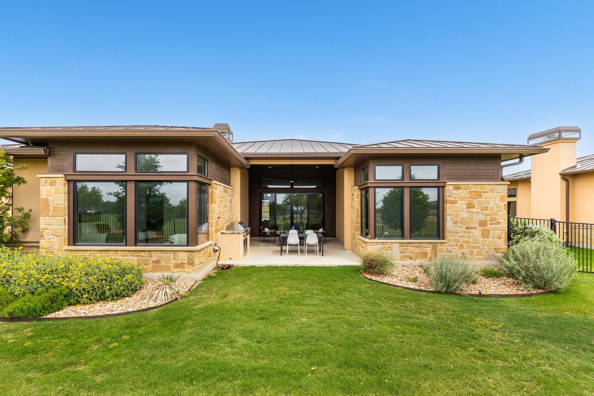 2317 Kahala Sunset Dr, Spicewood, TX 78669