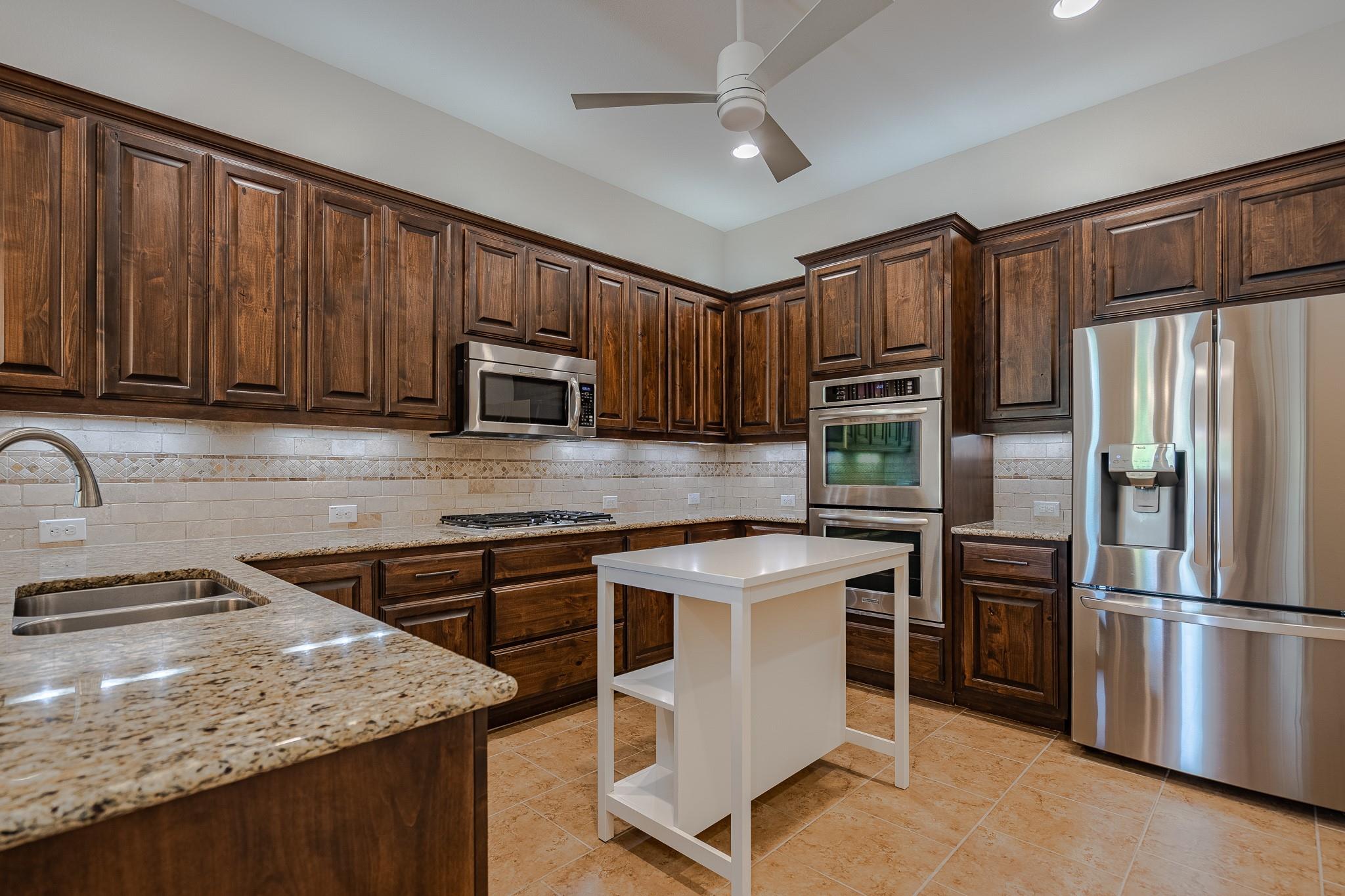 108 Rivalto Cir # 5, Lakeway, TX 78734