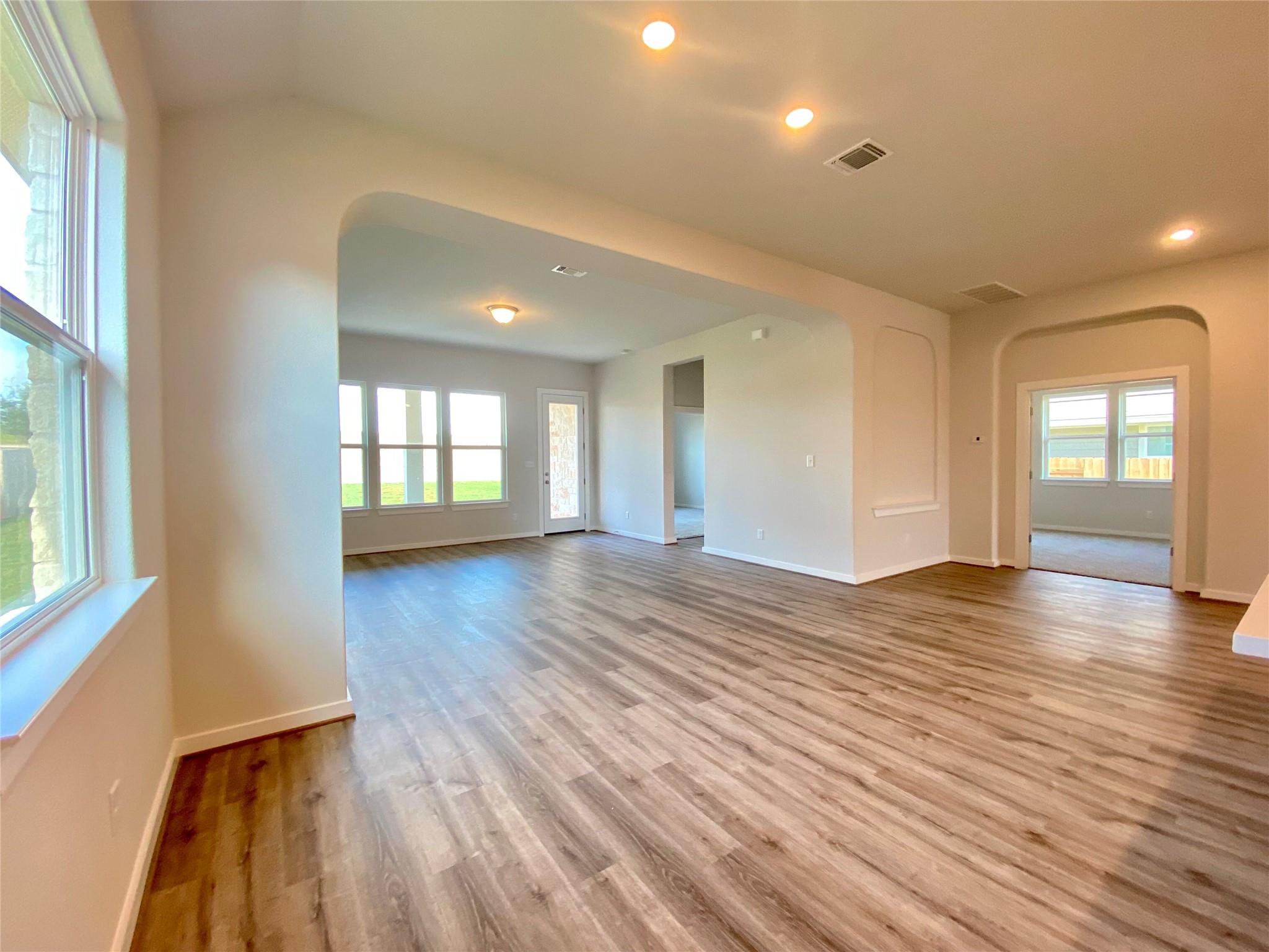 110 Joseph Hawkins Ln, Bastrop, TX 78602