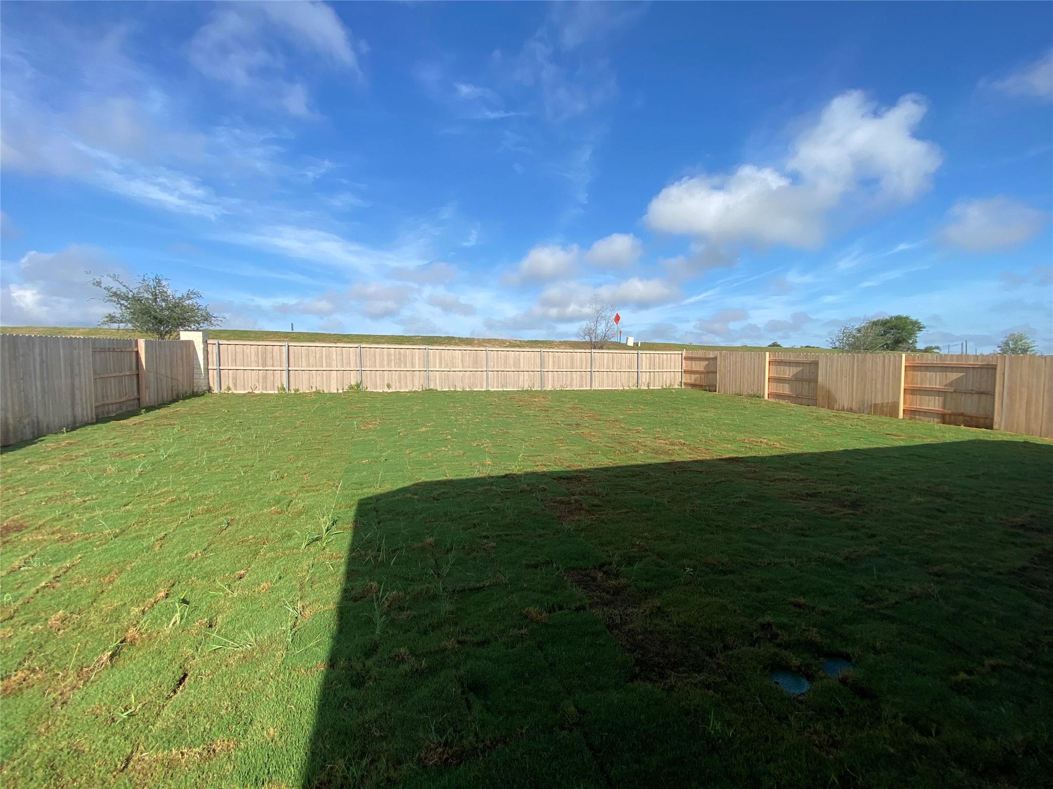 110 Joseph Hawkins Ln, Bastrop, TX 78602